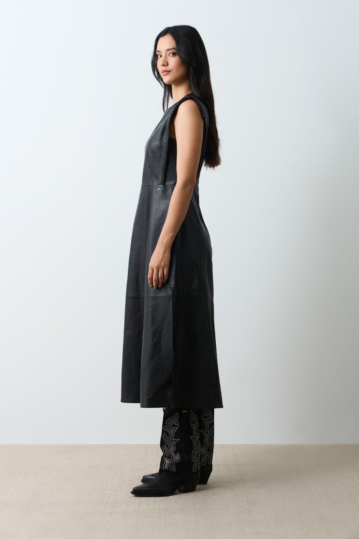 Semi-fitted leather dress for women Liora