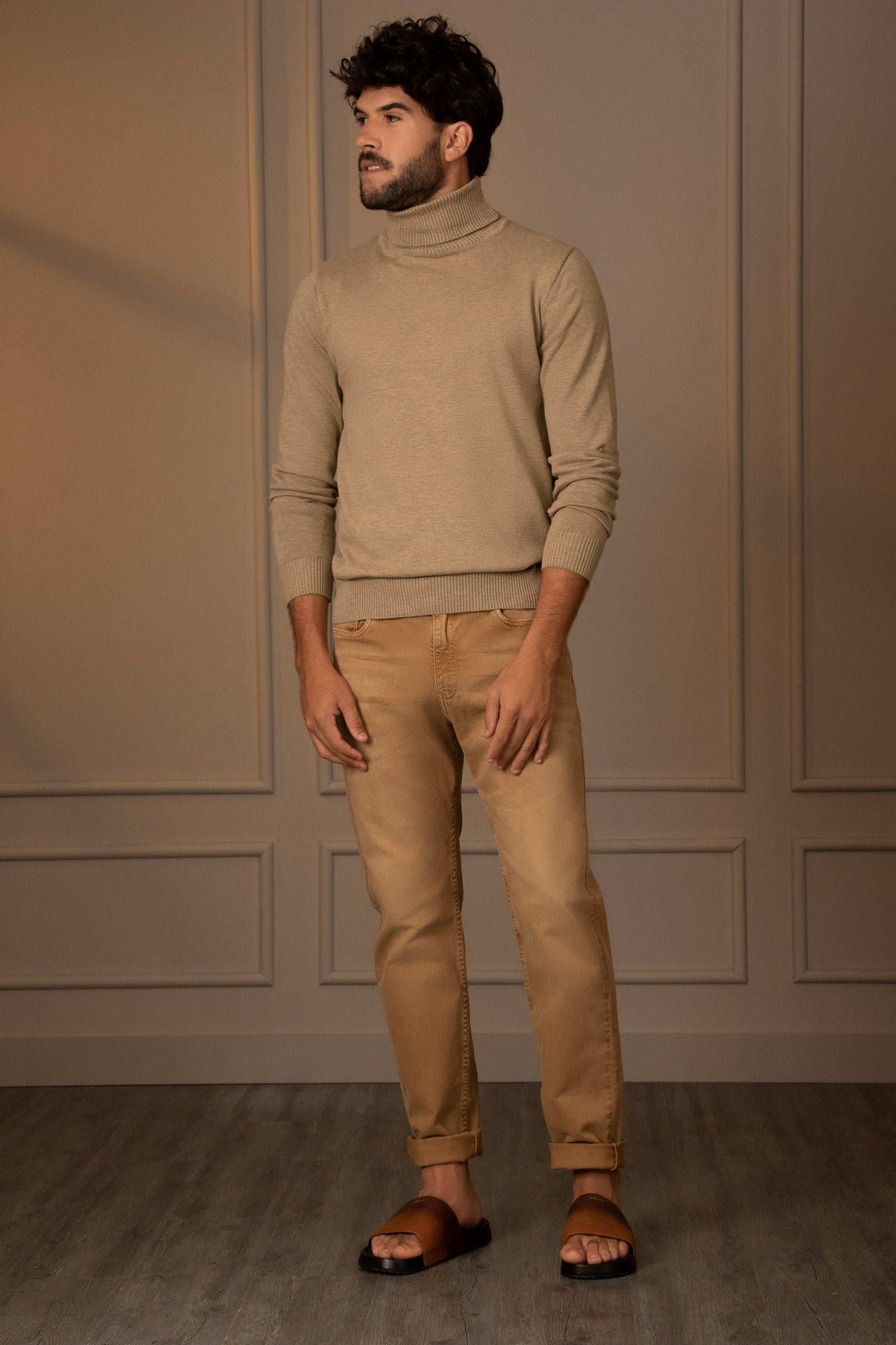 Men’s Combai Turtleneck Sweater in Sand