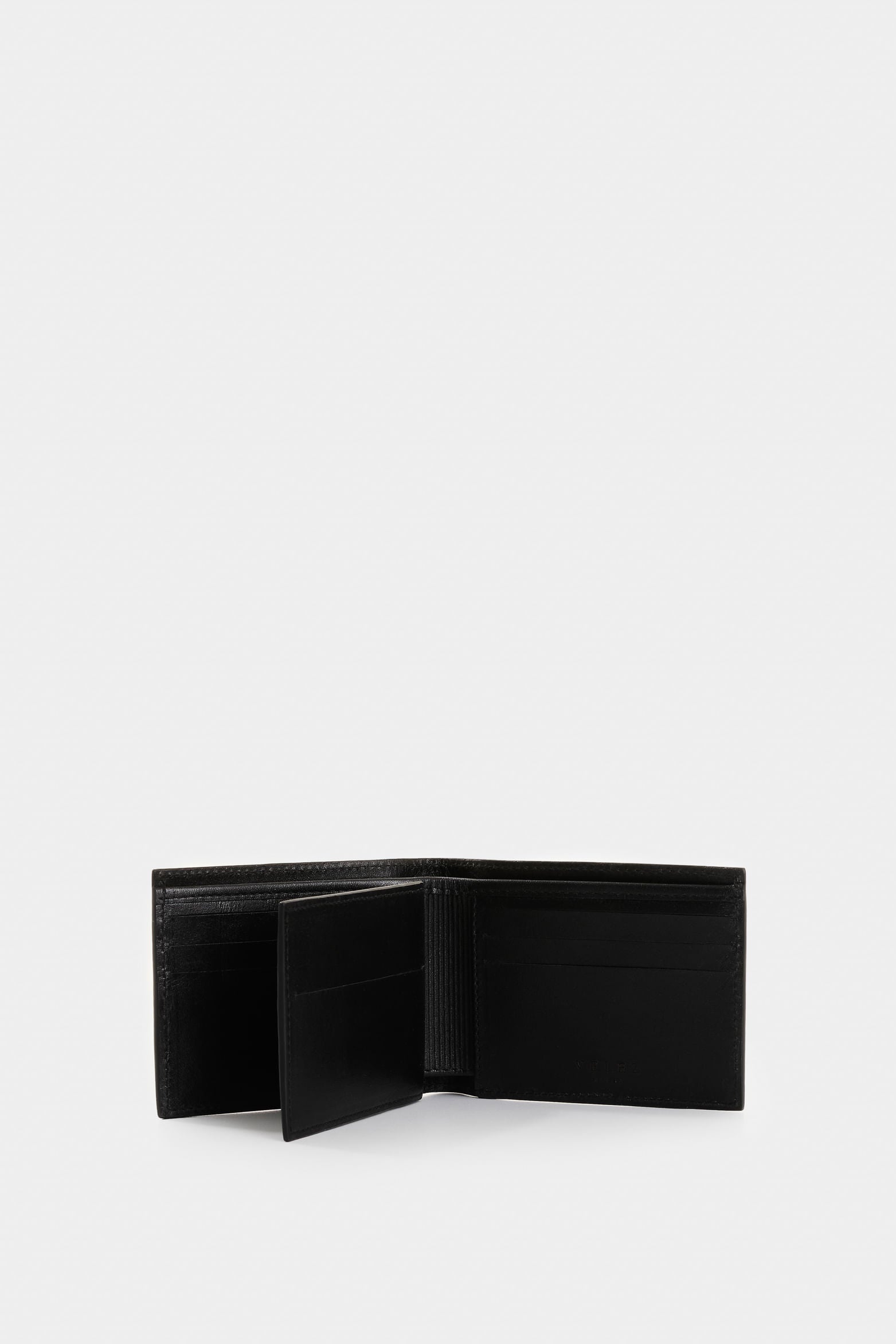 Titus 2 leather wallet for men