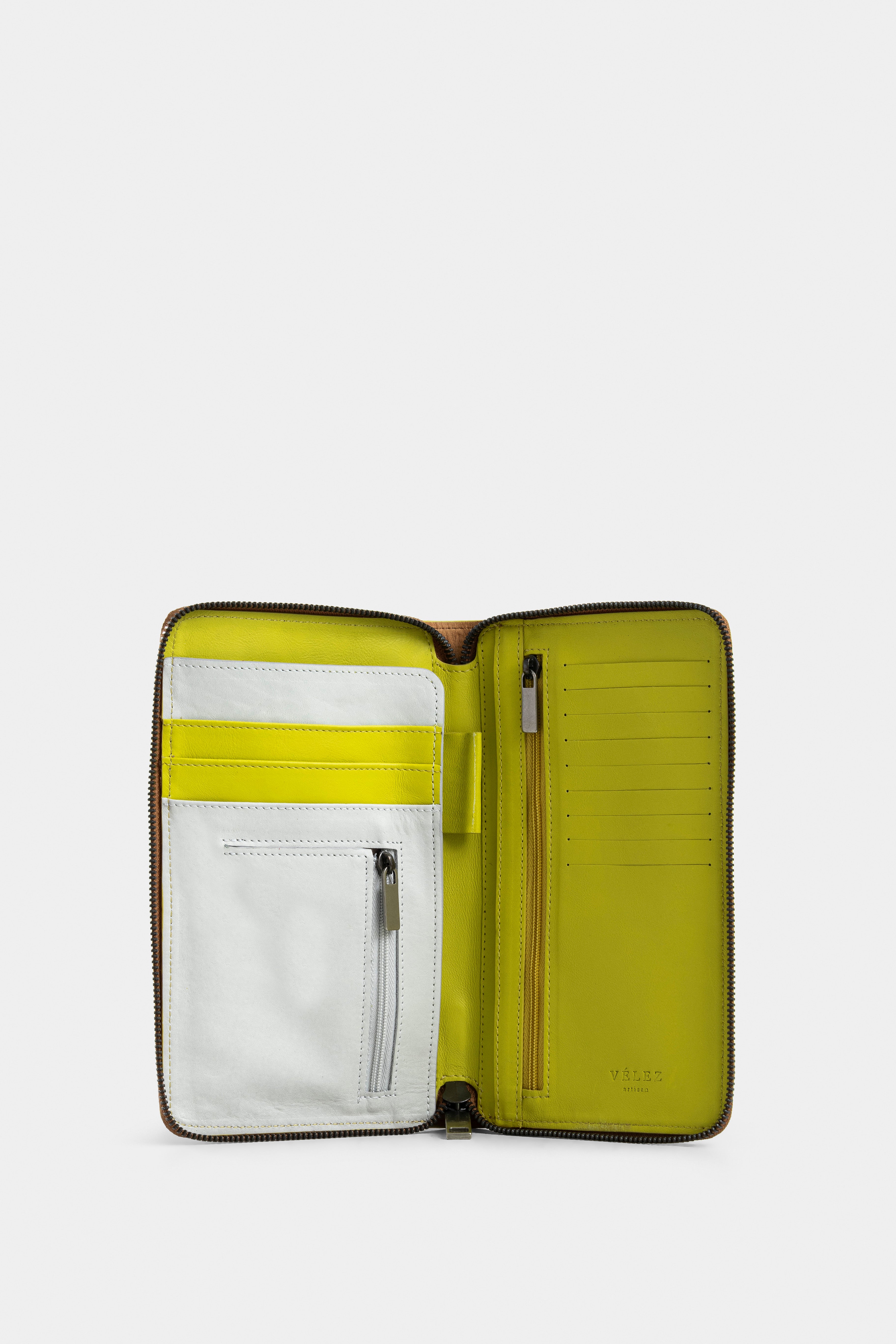 Marble leather passport holder for women