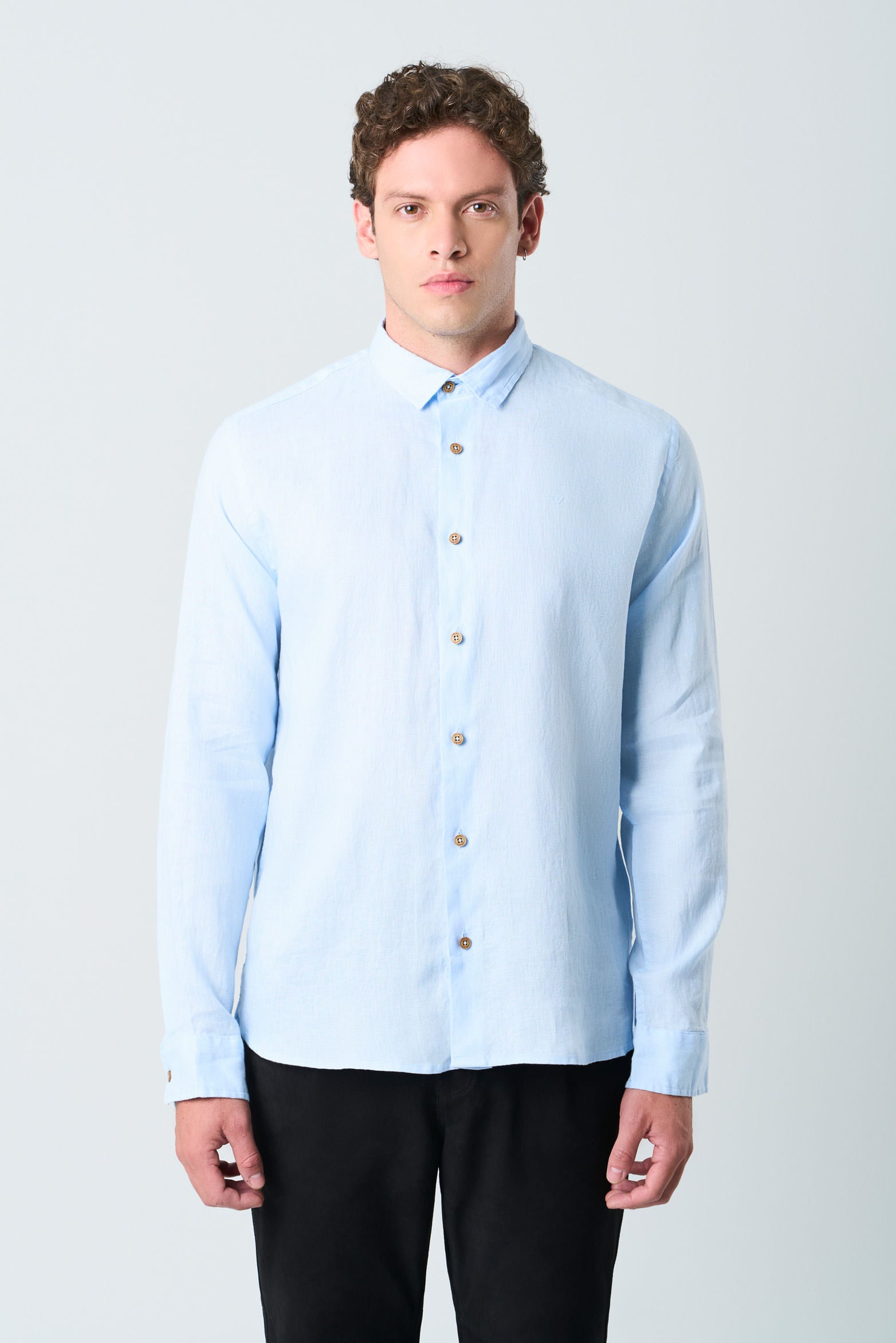 Men's Semi-Fitted Long Sleeve Linen Shirt
