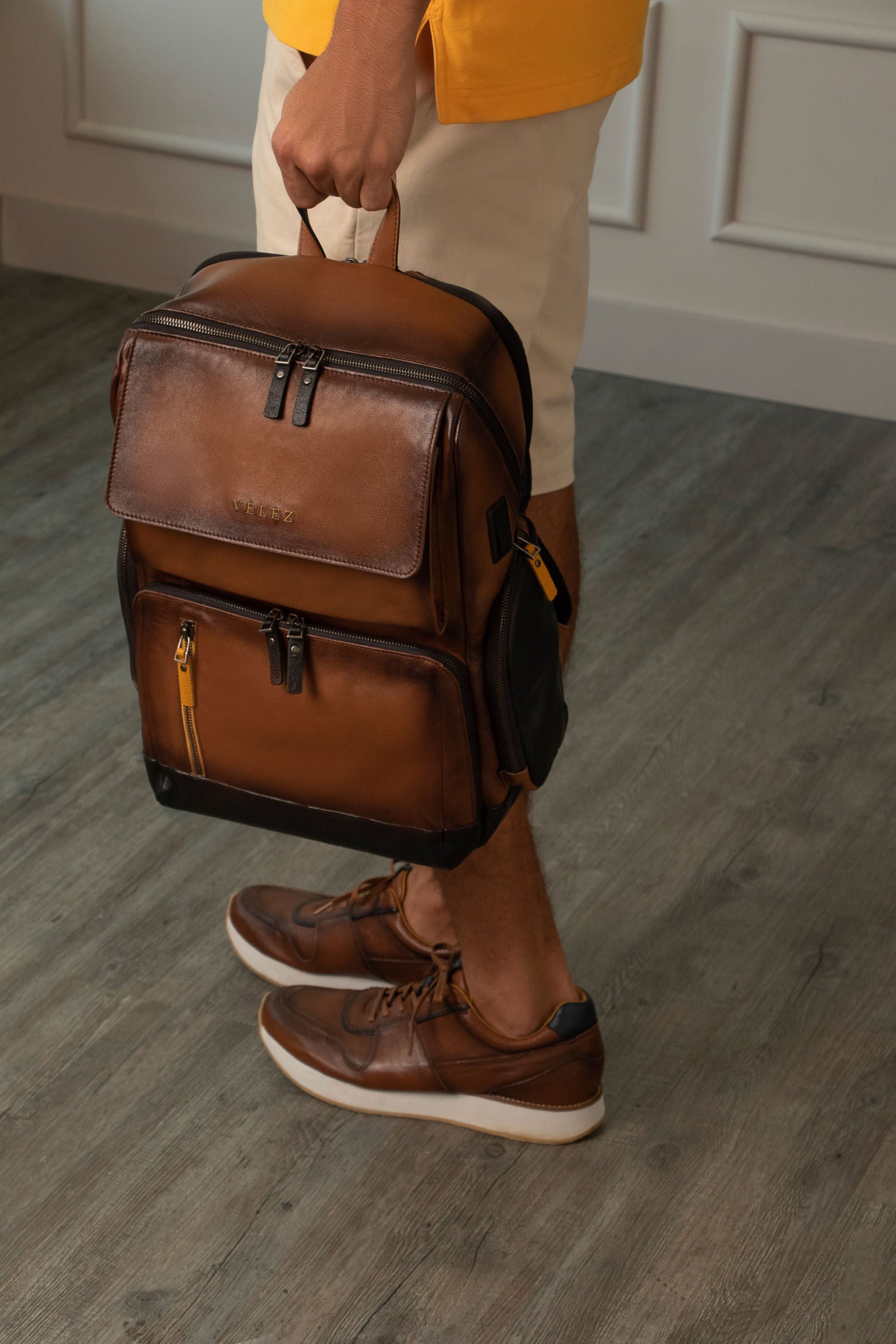 Men’s Imperial Backpack in Honey-Colored Leather with Front Pocket