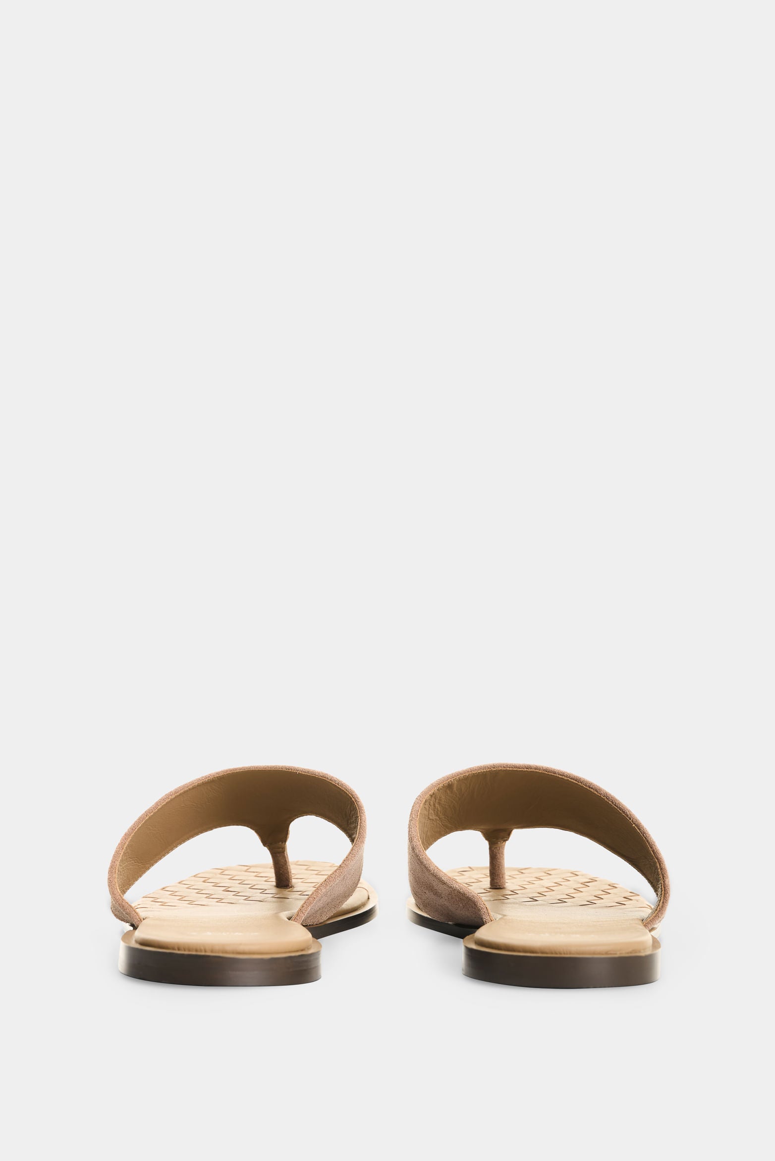 Flat leather sandal with studs for women Terral