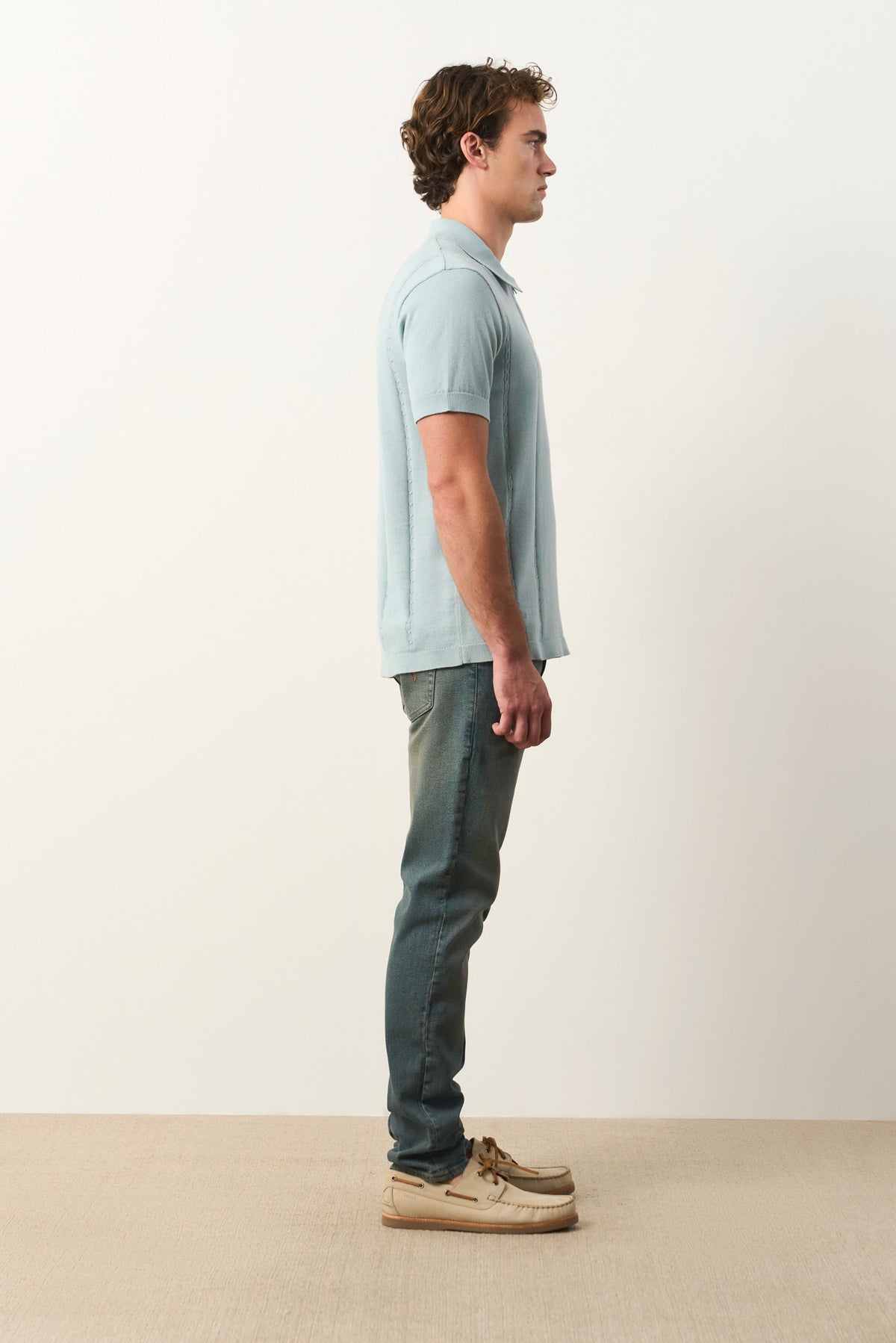 Semi-fitted short-sleeve polo for men Tropical