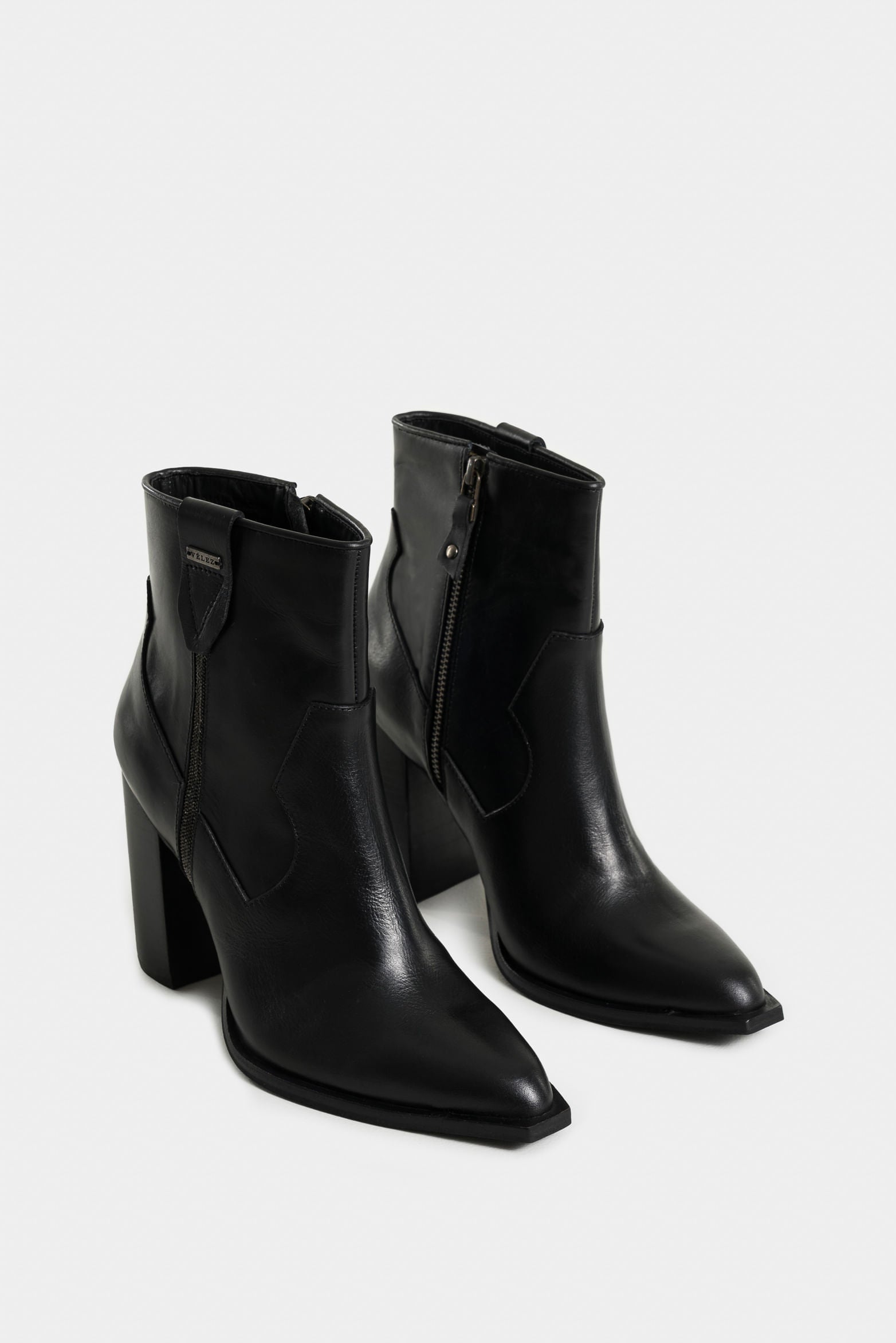 Tatacoa Leather Ankle Boots with Millaré Detailing