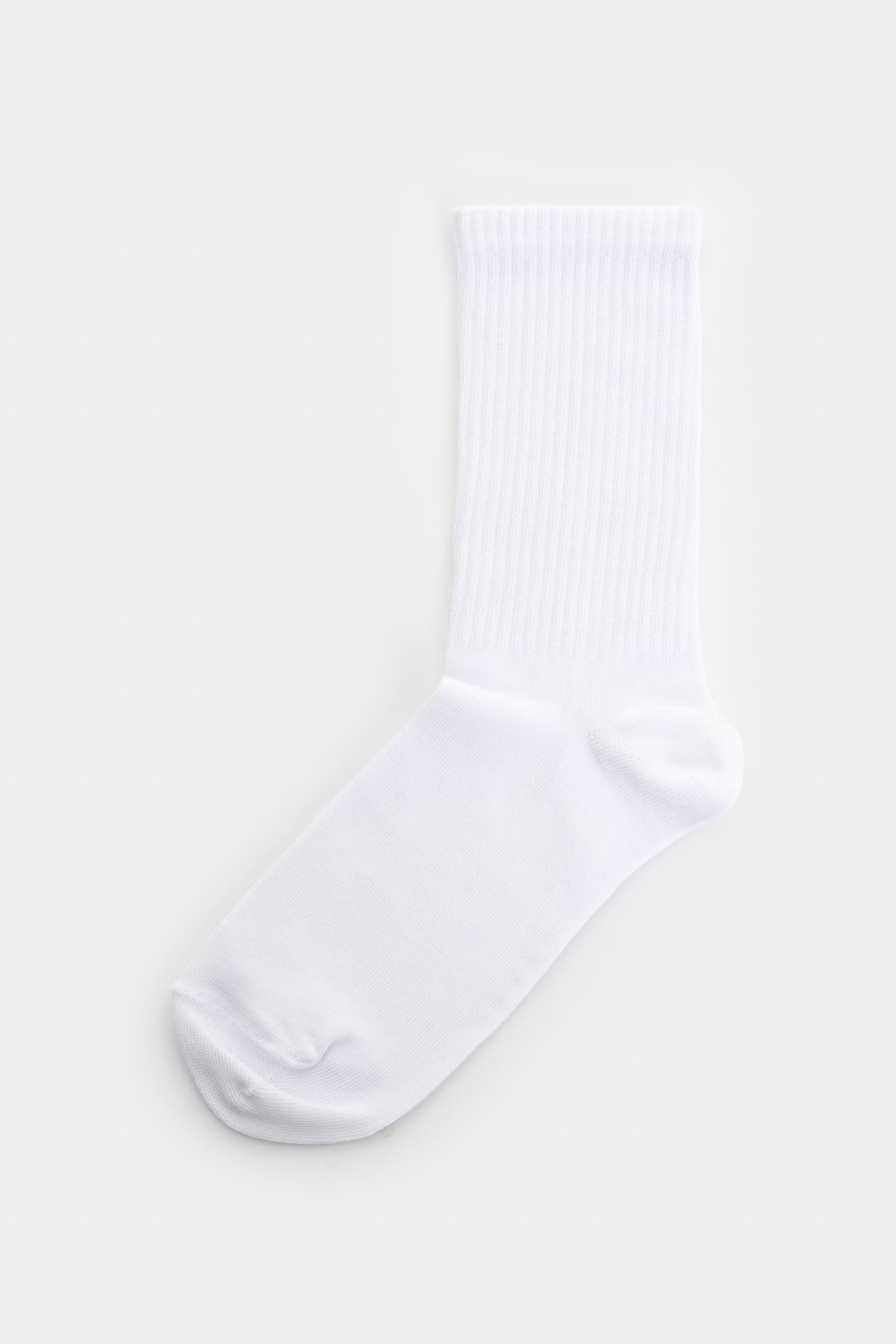 Ribbed mid-calf socks for men sport design