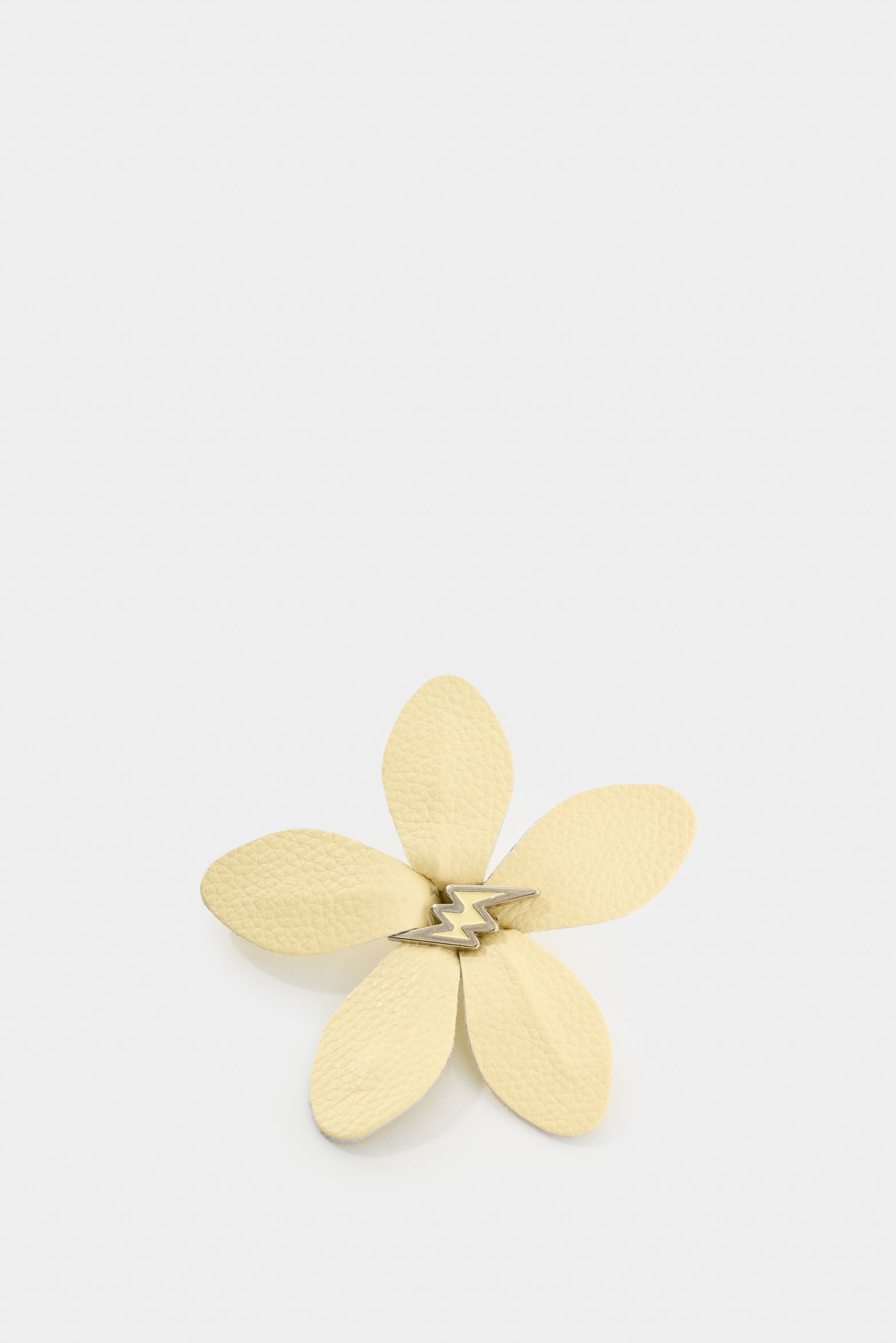Large leather San Joaquín flower brooch for women