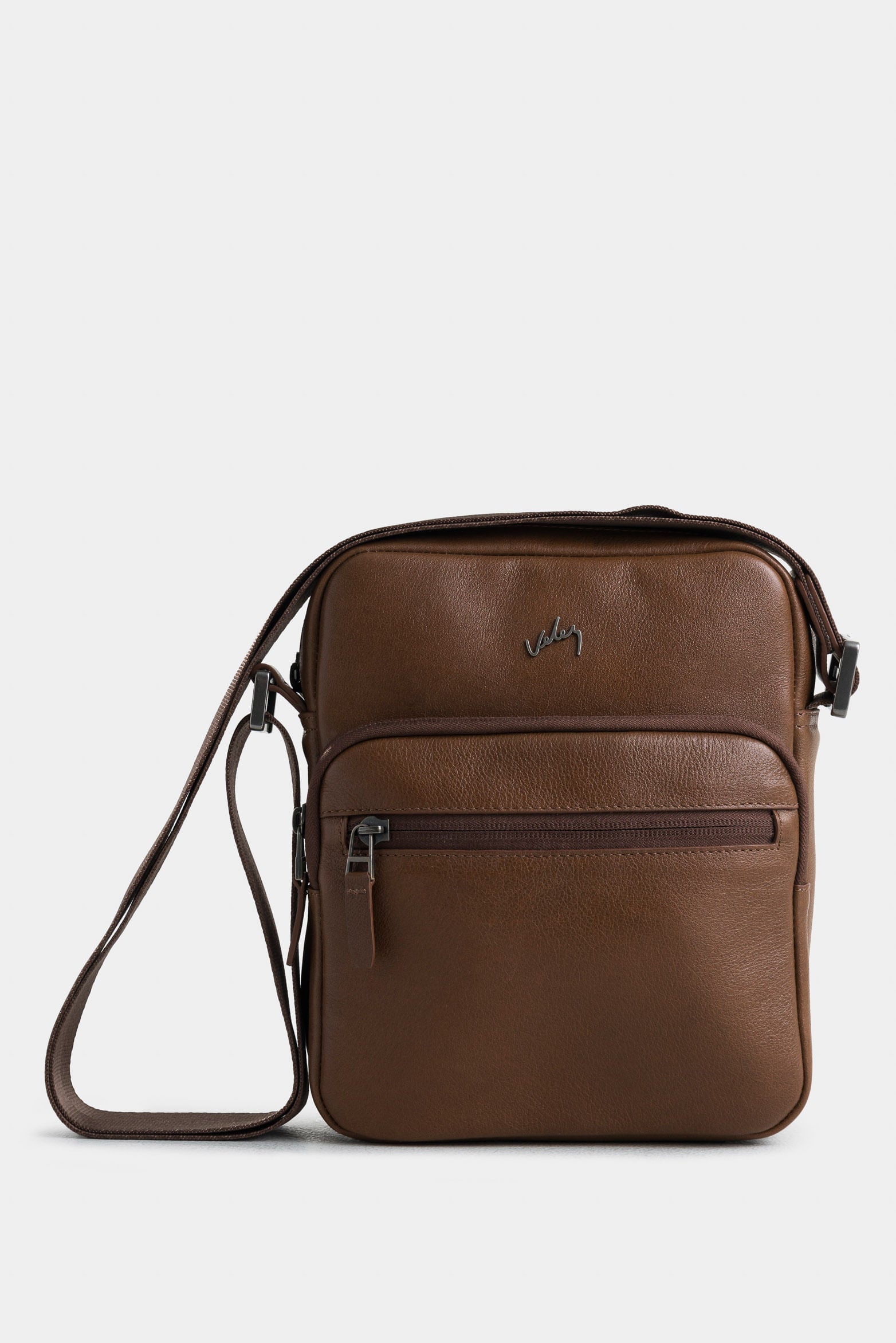 Alava 2 Leather Vertical Crossbody Bag for Men