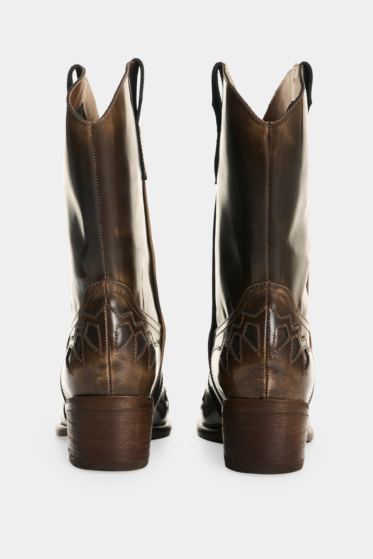 Leather boots with adjustable straps for women Cayena
