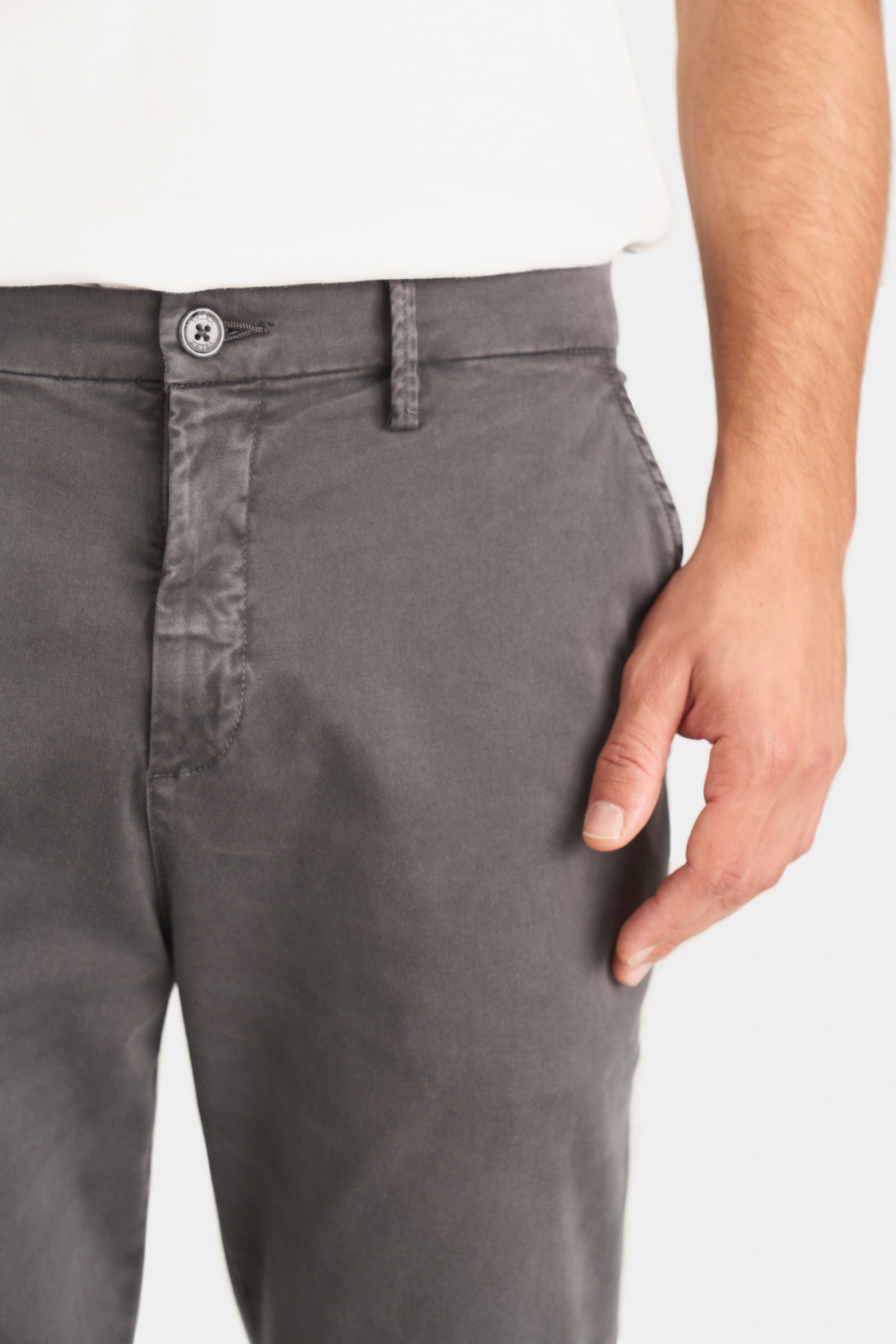 Italo Slim Fit Chino Pants