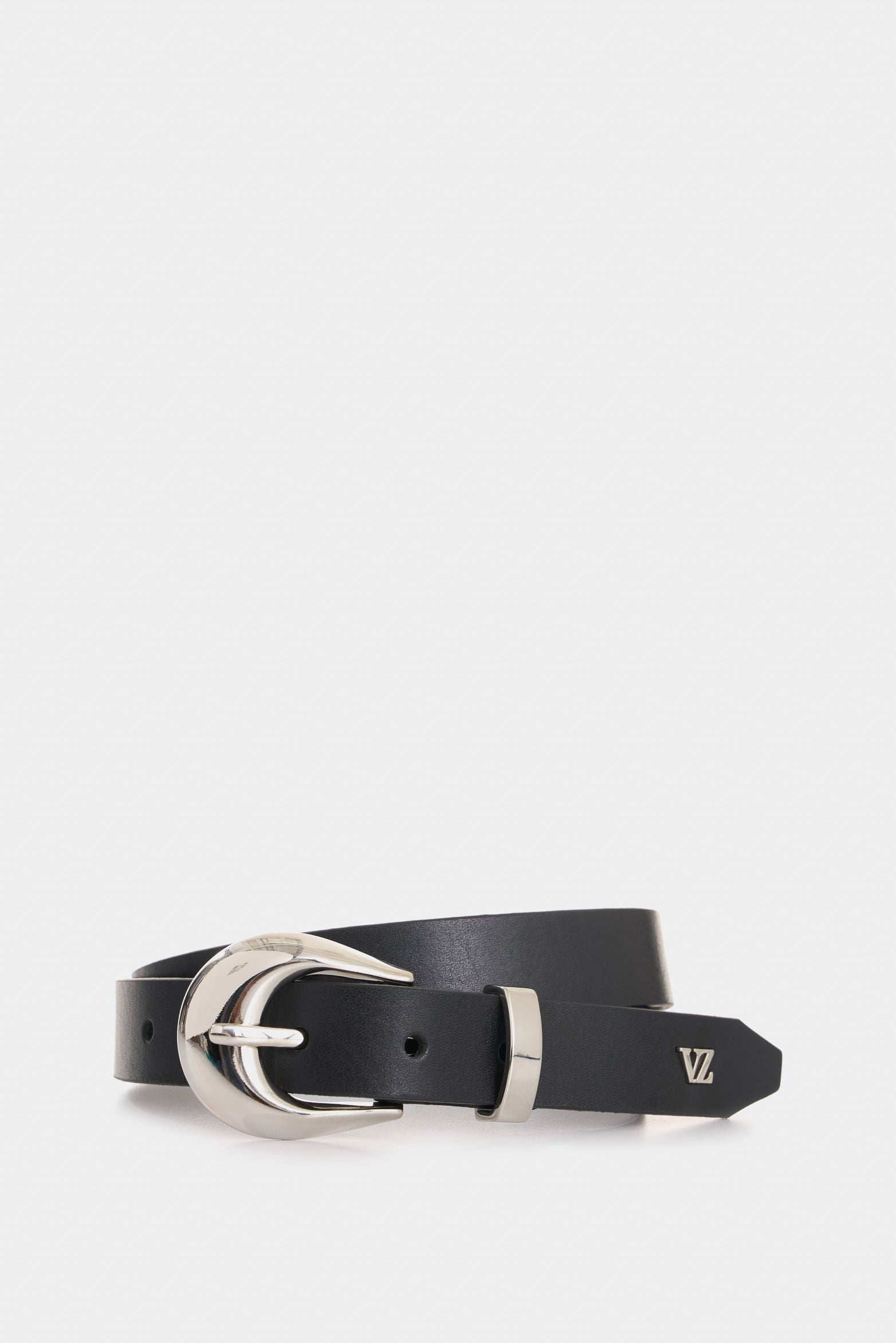 Embossed leather belt