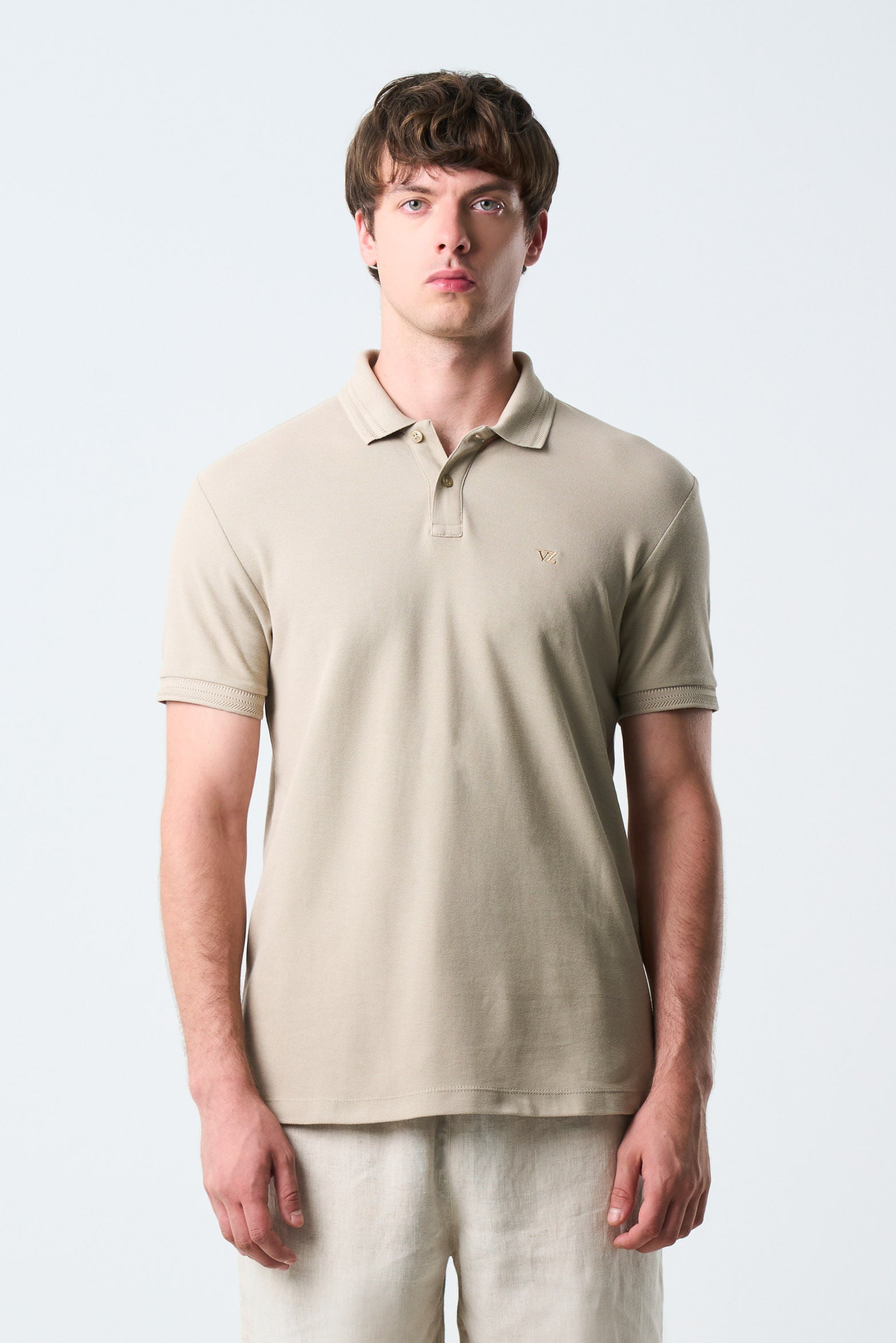 Men's Essential short-sleeved polo shirt with texture