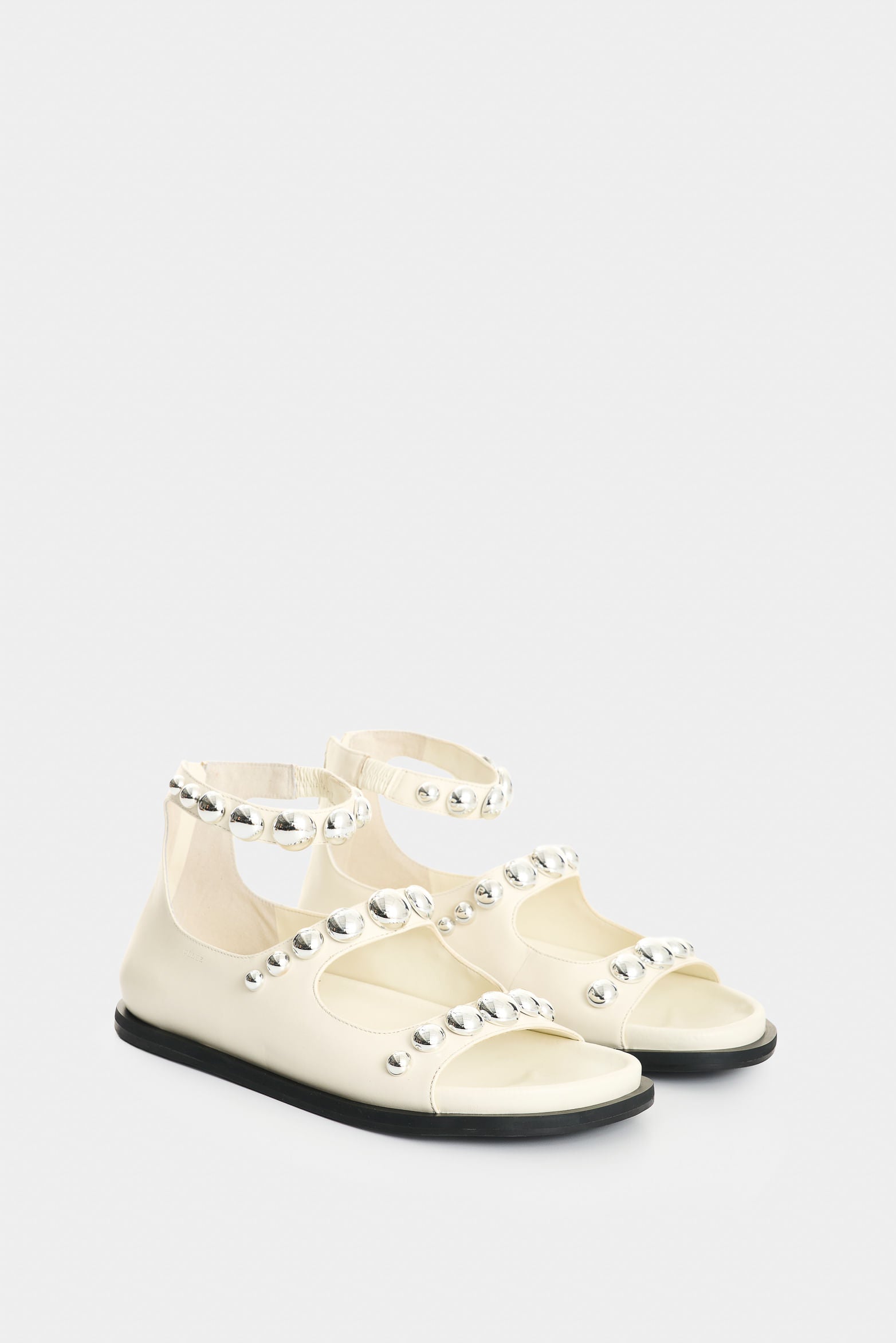 Flat leather sandal with studs for women Soren 2.0