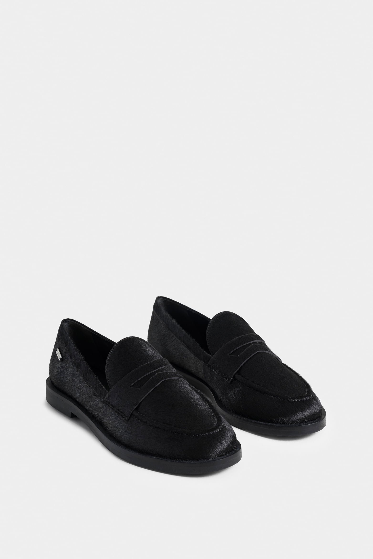 Papyrus Leather Moccasins for Women with Mini Tachas
