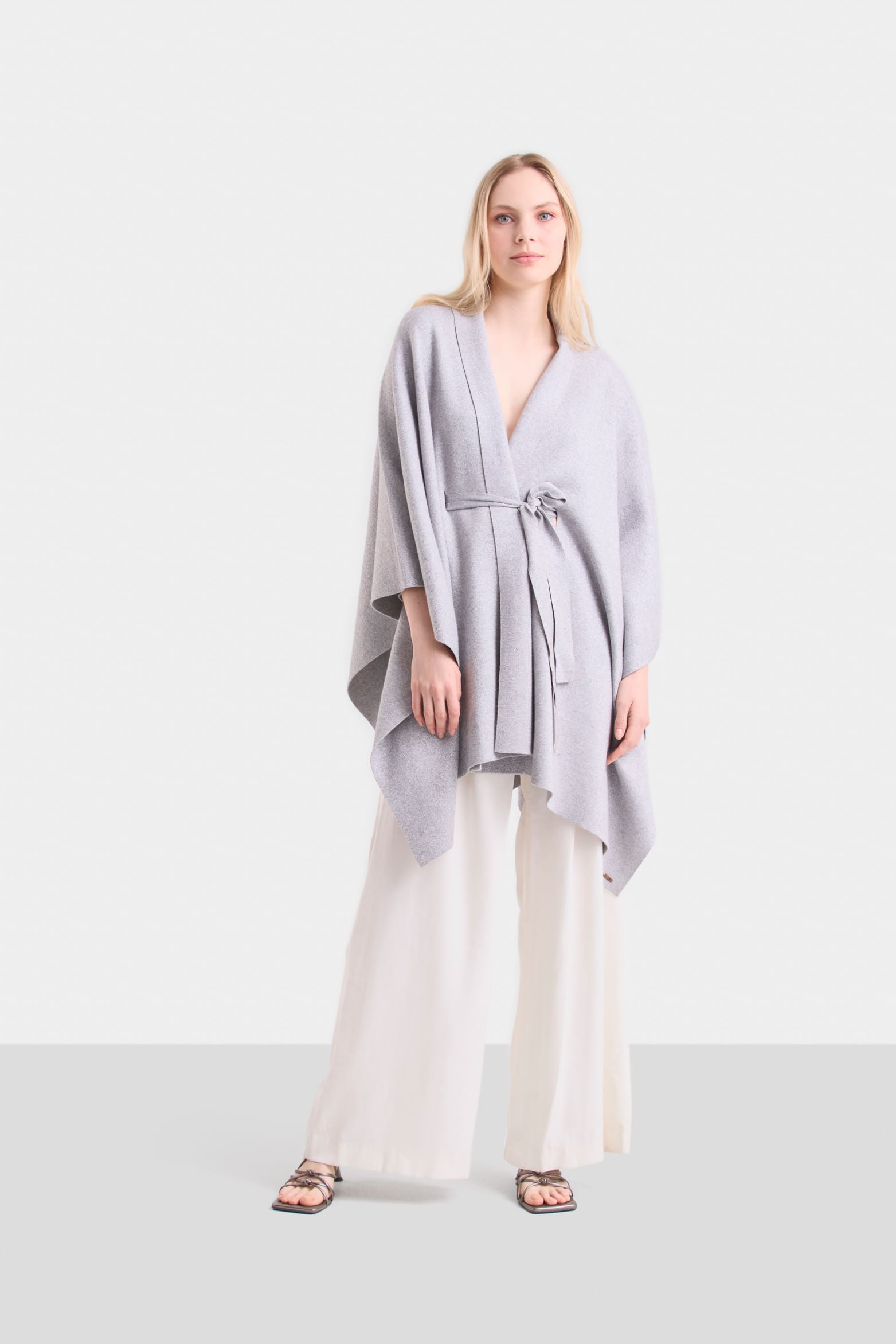 Iris Knitted Poncho for Women with Lurex Threads