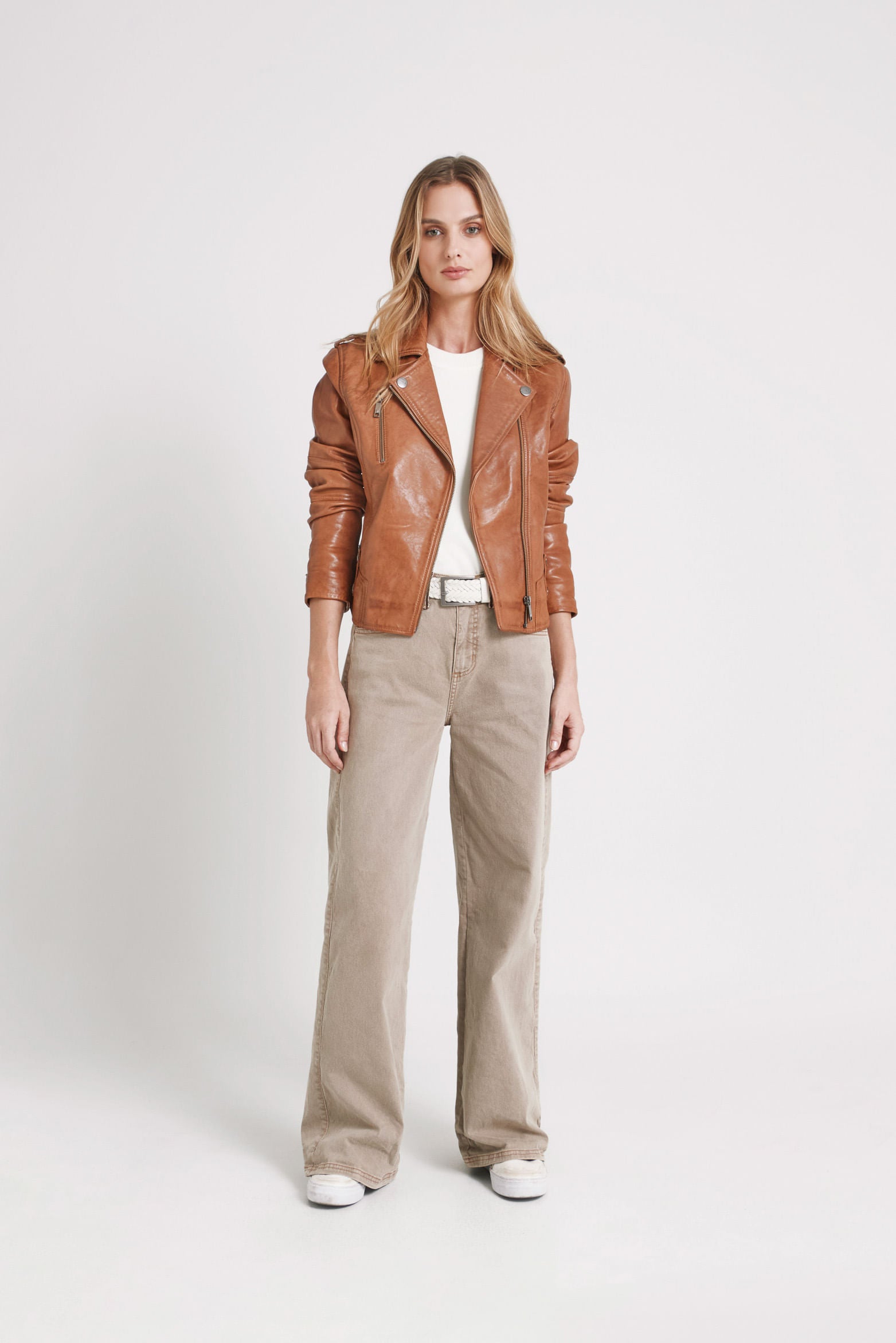 Biker Nature Leather Jacket for Women with Fittedilhouette Honey