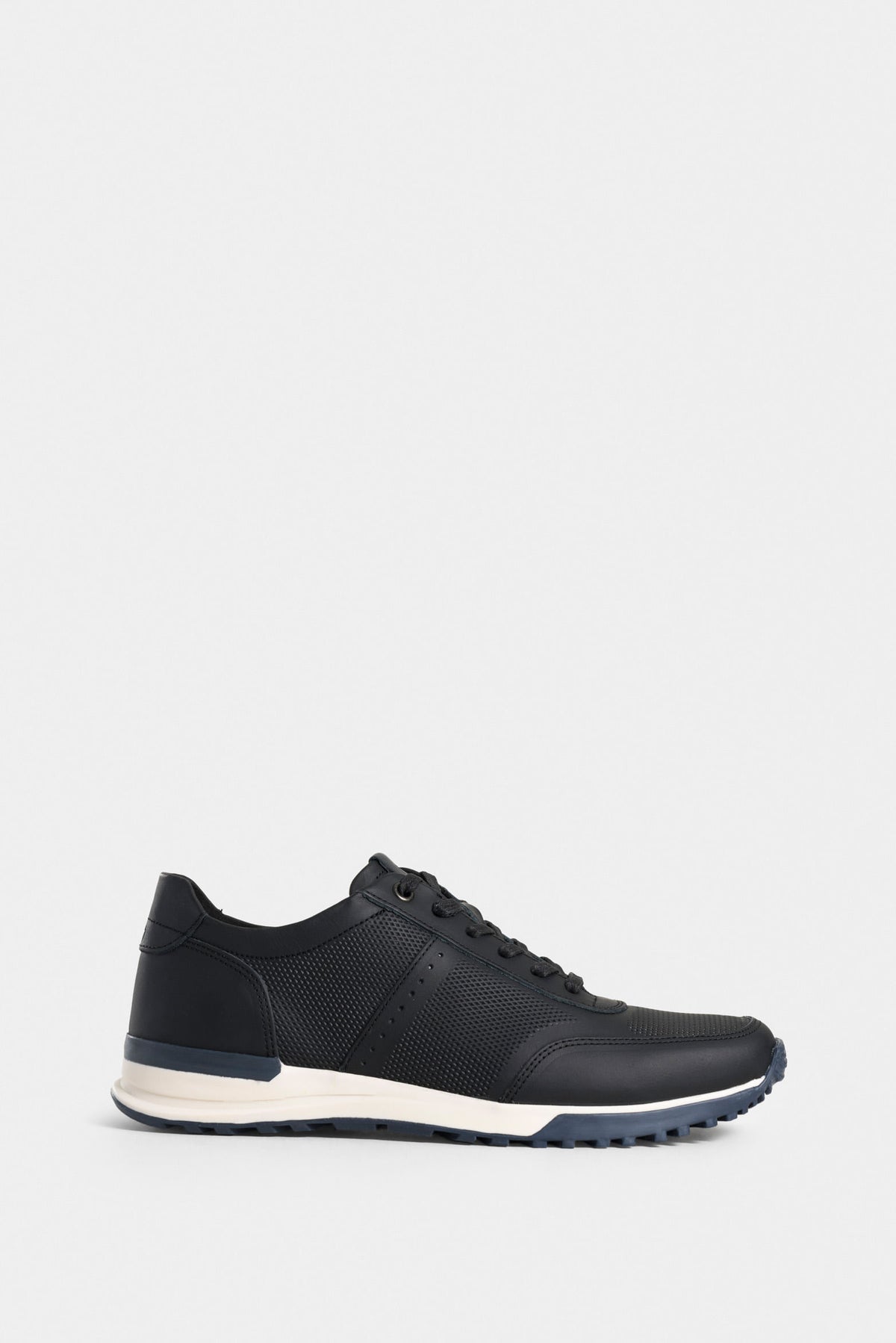 Leather sneakers for men Vuelos texture mix