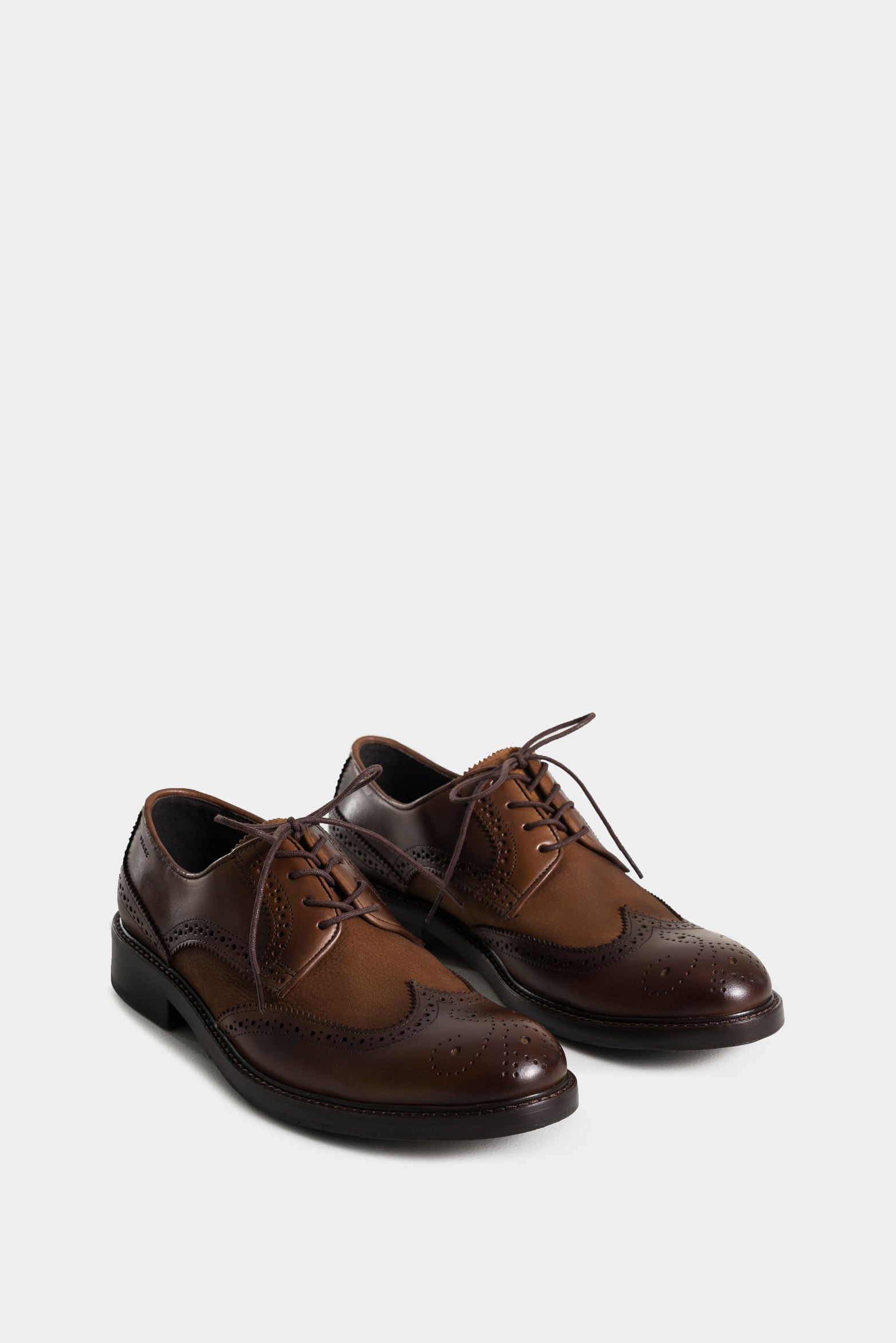 Men’s Solar Leather Lace-Up Shoes Mixed Textures