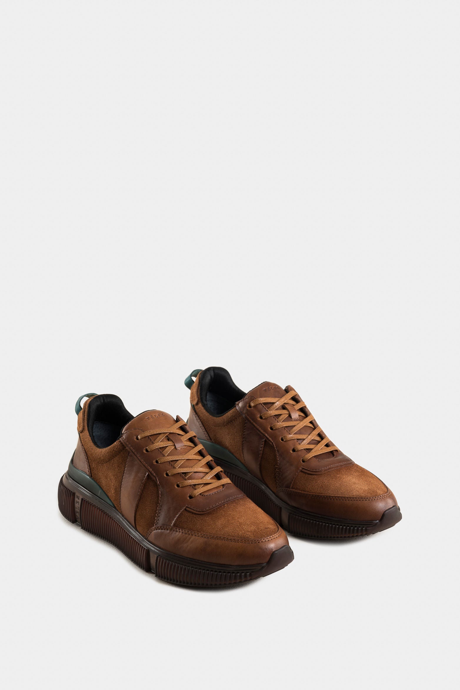 Halo SneakersSmooth Leather and Suede Texture for Men