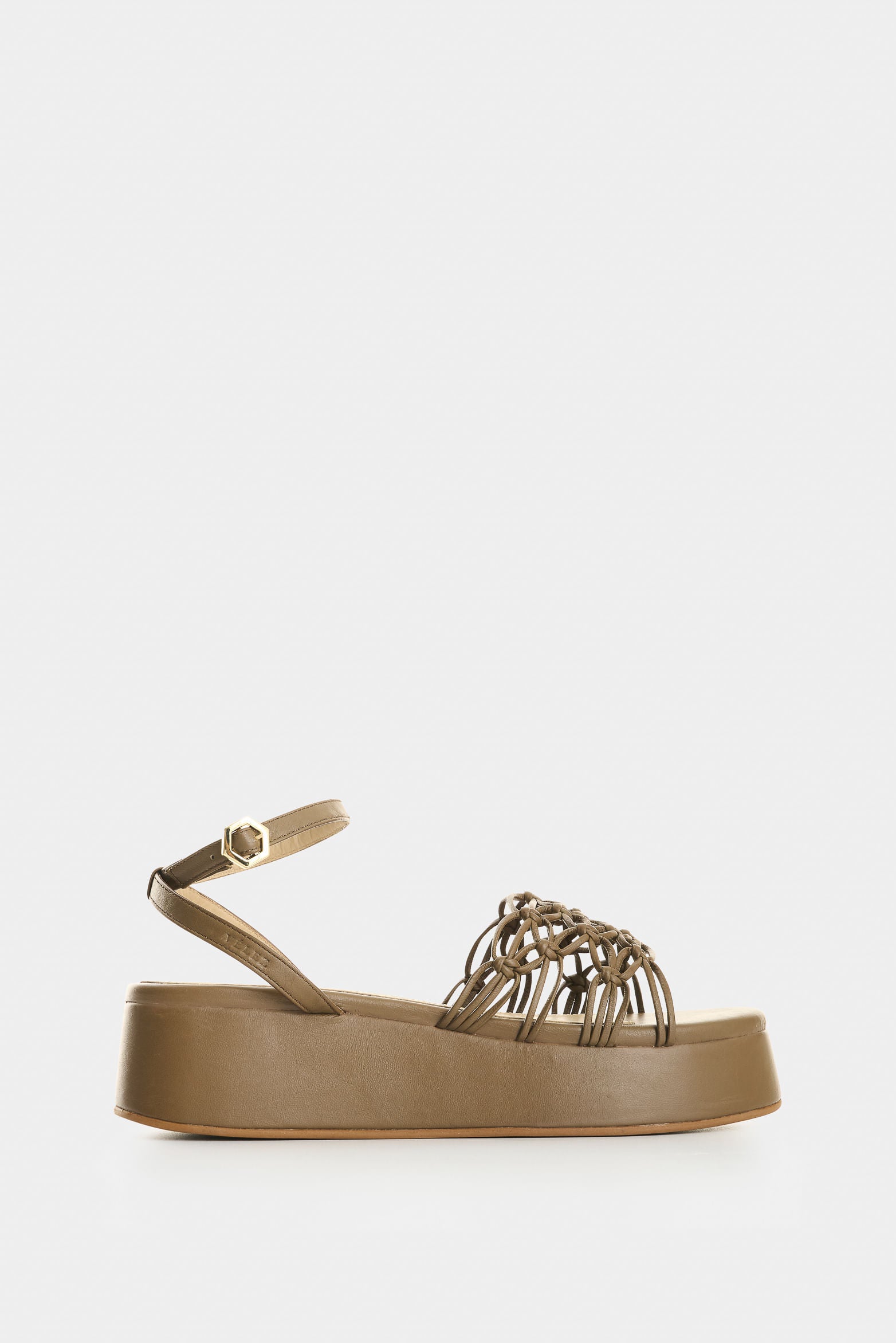 Platform leather sandal for women Orquidea