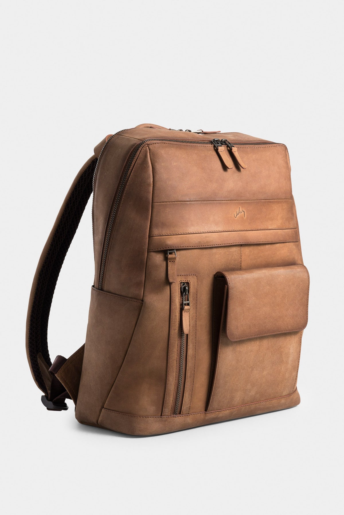 Pekin classic-style leather backpack for men