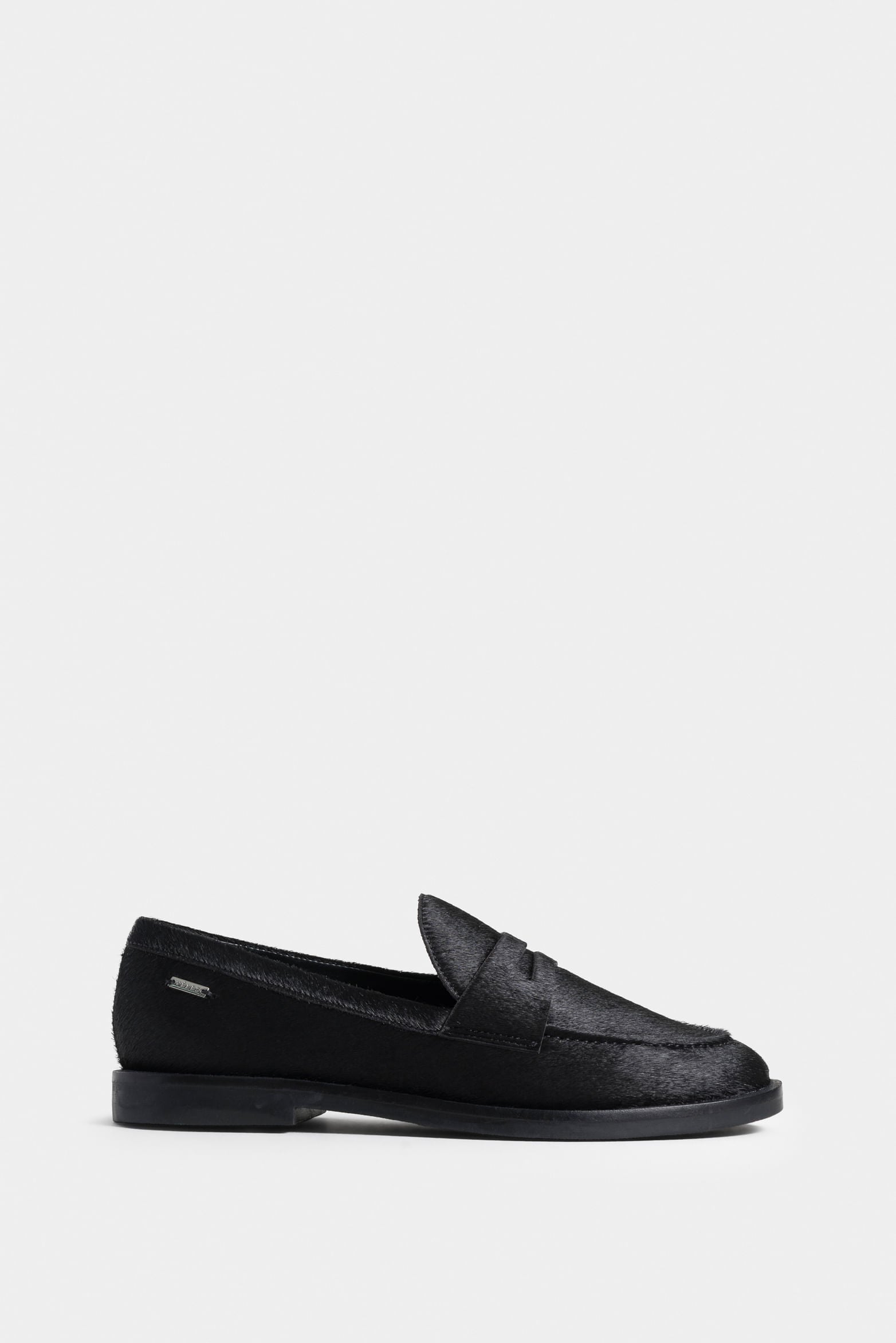 Papyrus Leather Moccasins for Women with Mini Tachas