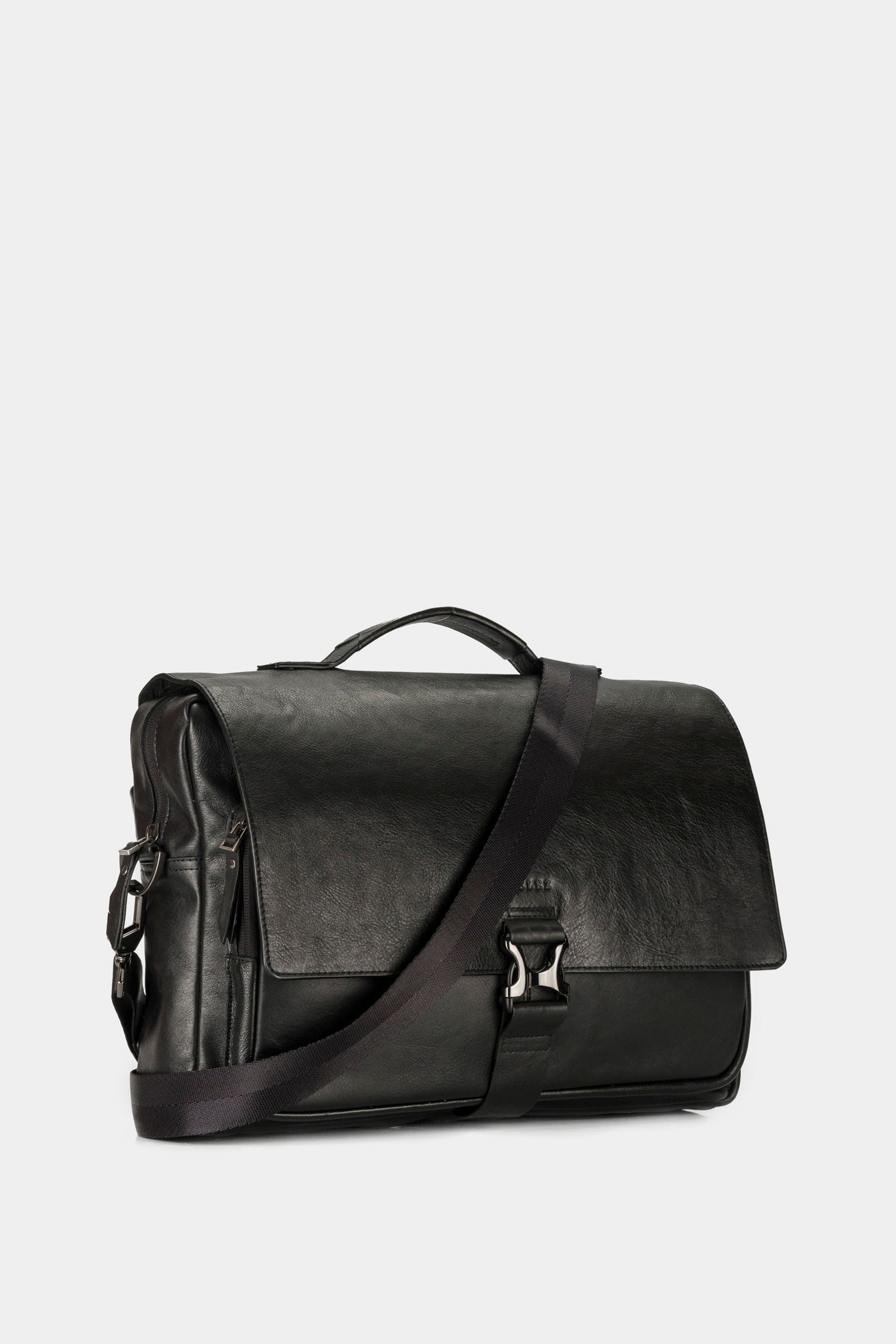 Men’s Ferrat Messenger Handbags in Black Leather with Dual Lock System