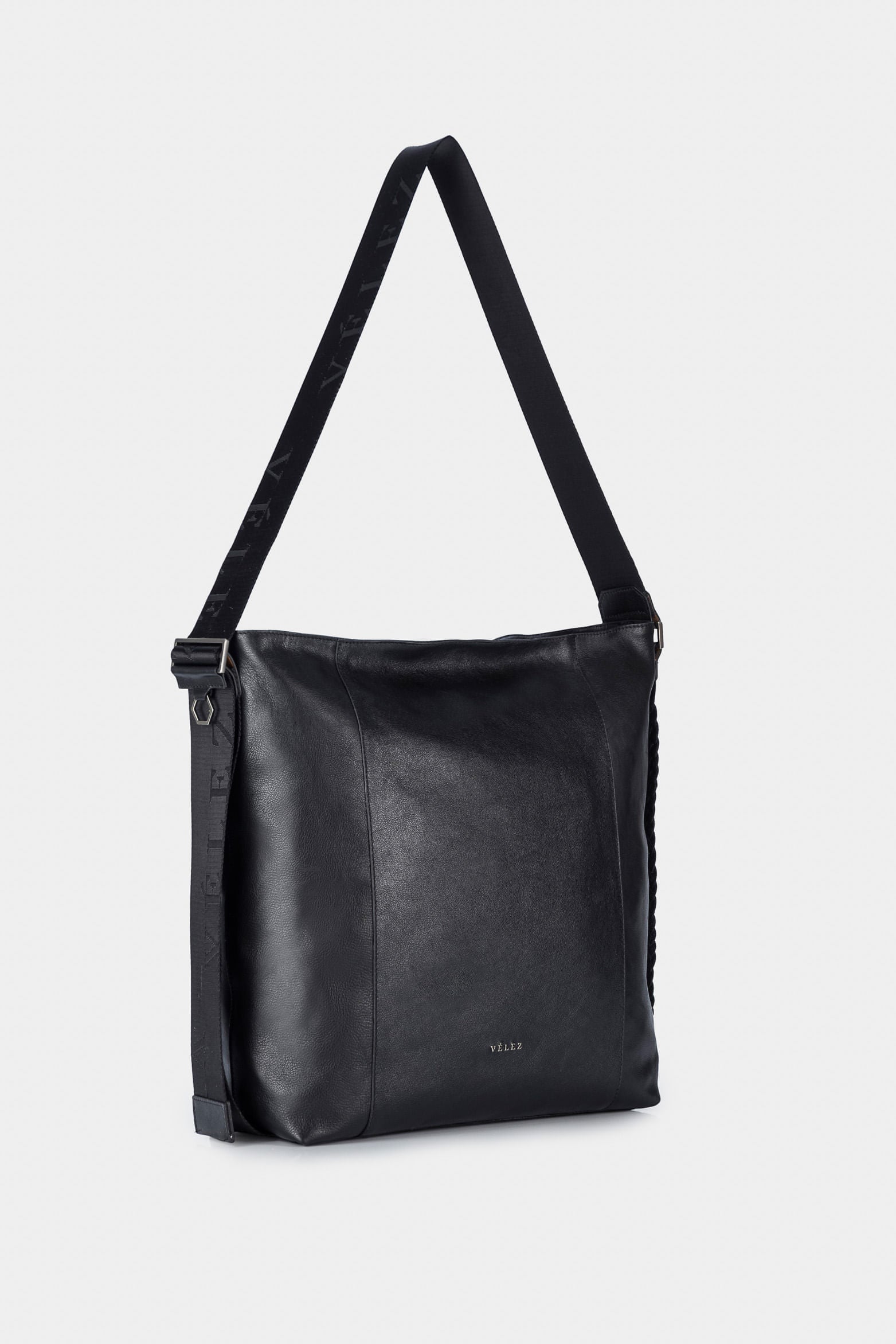 Women’s Venus Shopper Handbags in Leather with Woven Side Detail