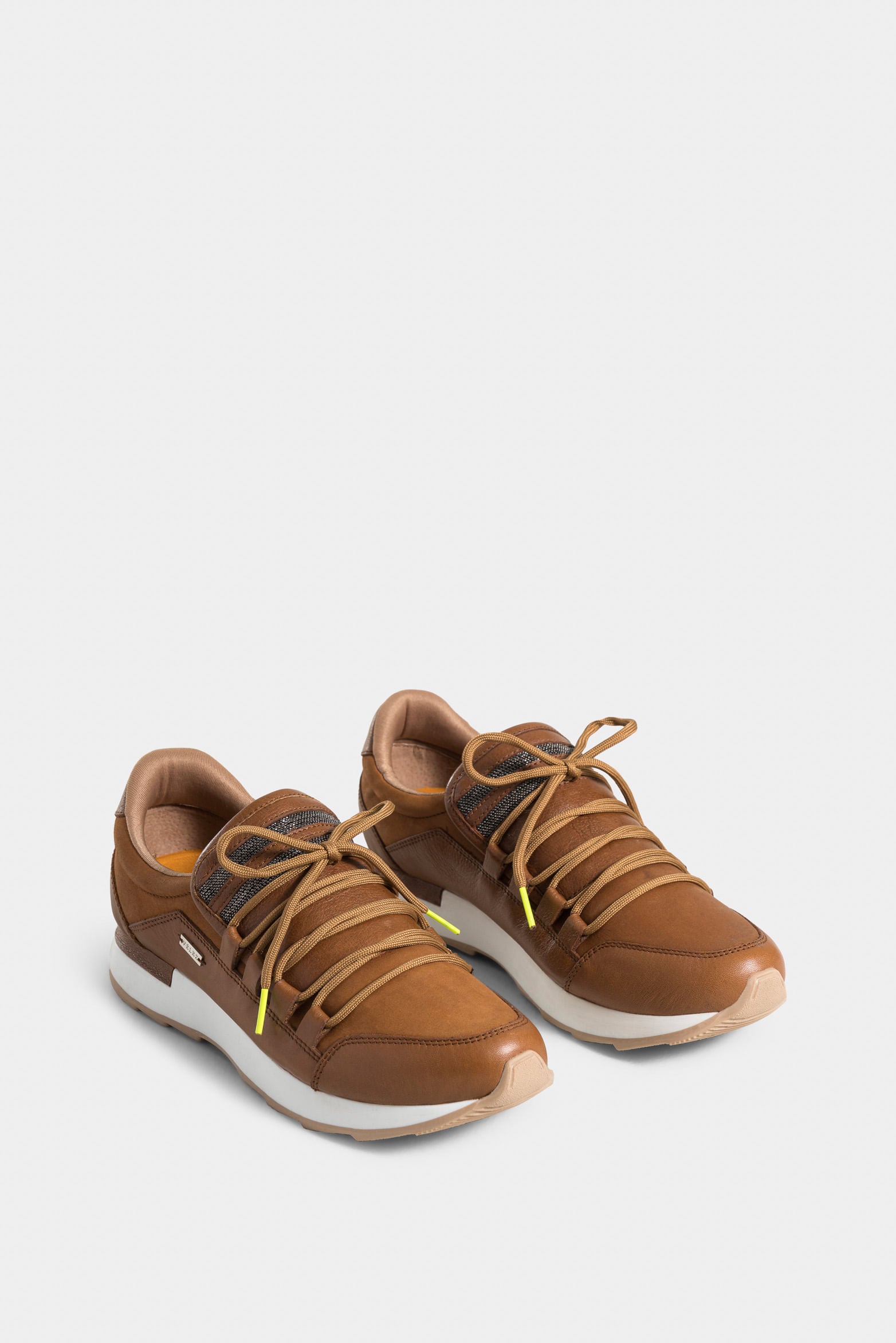 Napoles 2.0 Leather LaceUp Shoes for Women with Contrast Tips