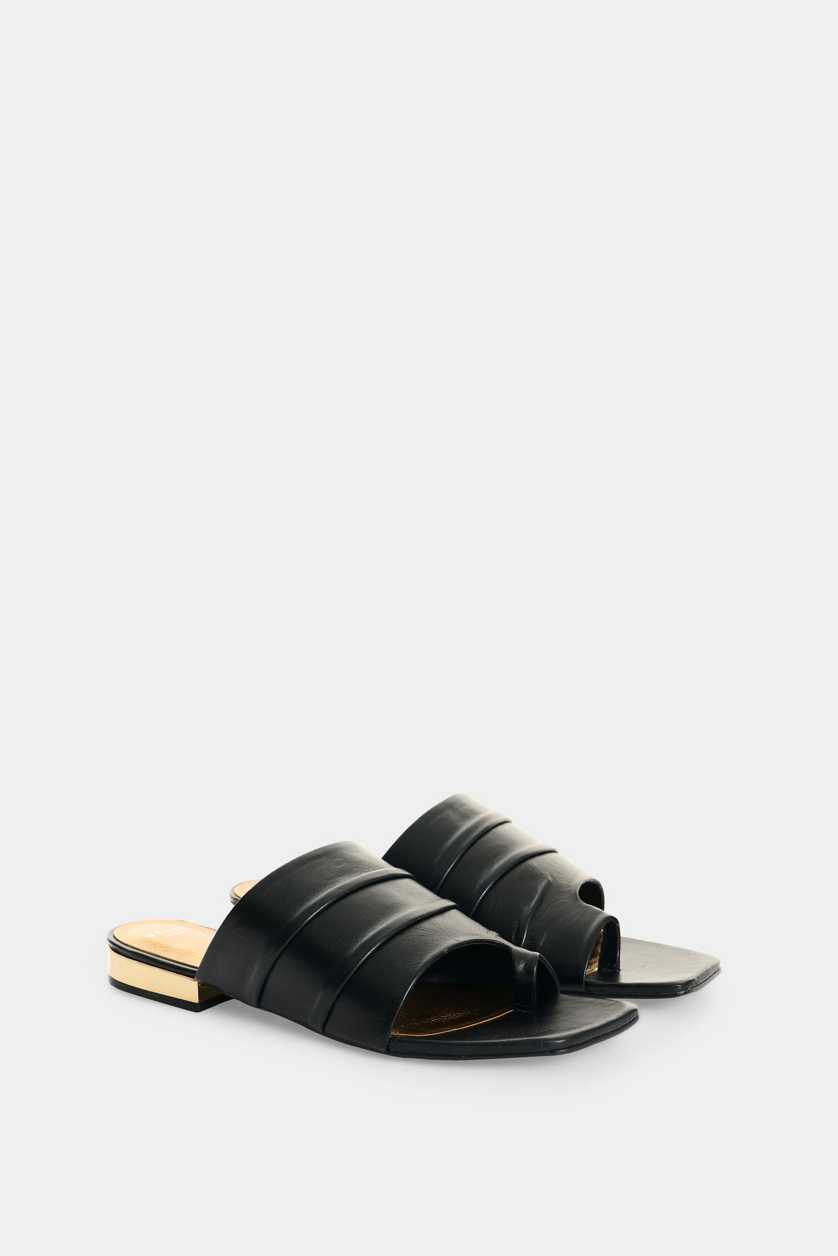 Women's Xinca Flat Leather Sandals