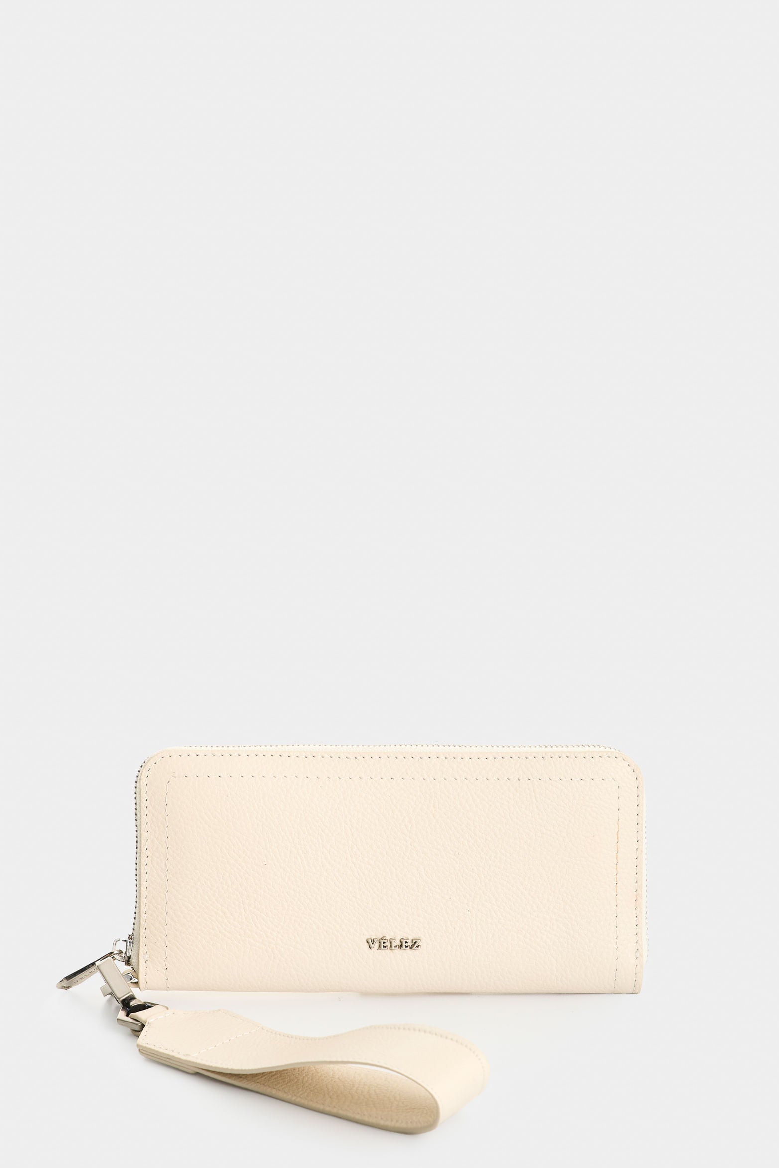 Women's Arezzo Leather Checkbook Holder