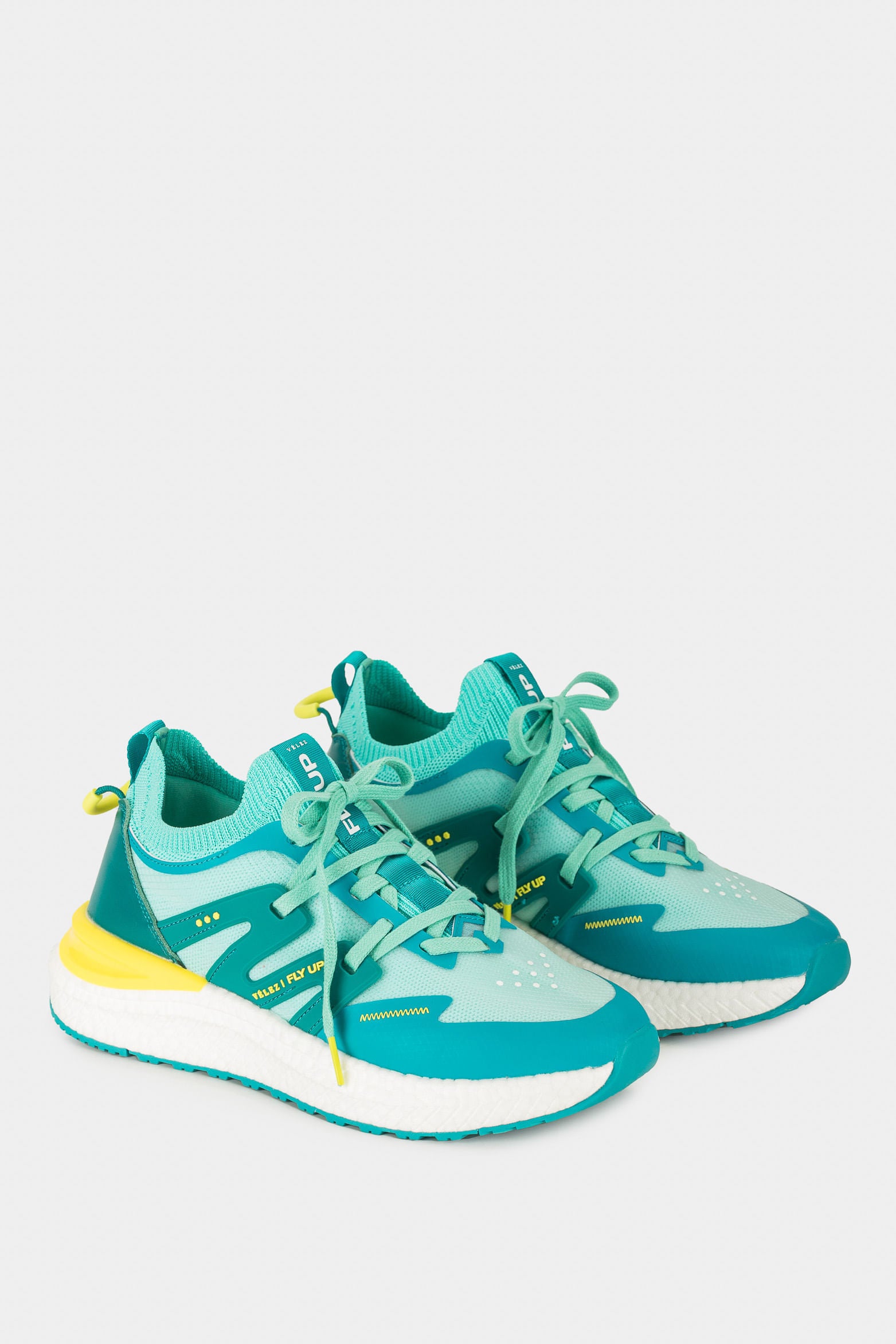 Women’s Retro Fly Up Tech Textile Sneaker