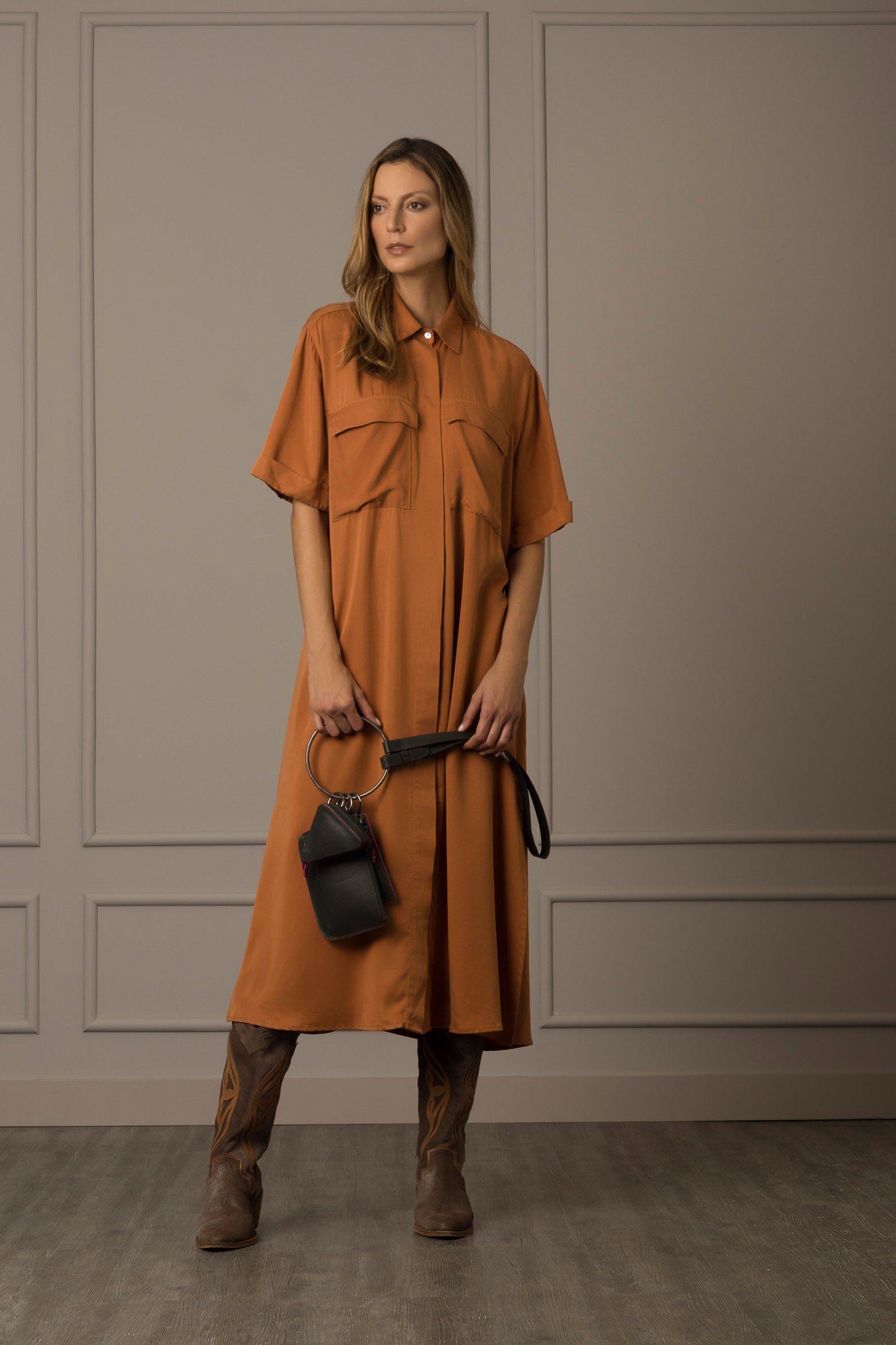 Women’s Three-Piece Raspberry Handheld Handbags in Leather