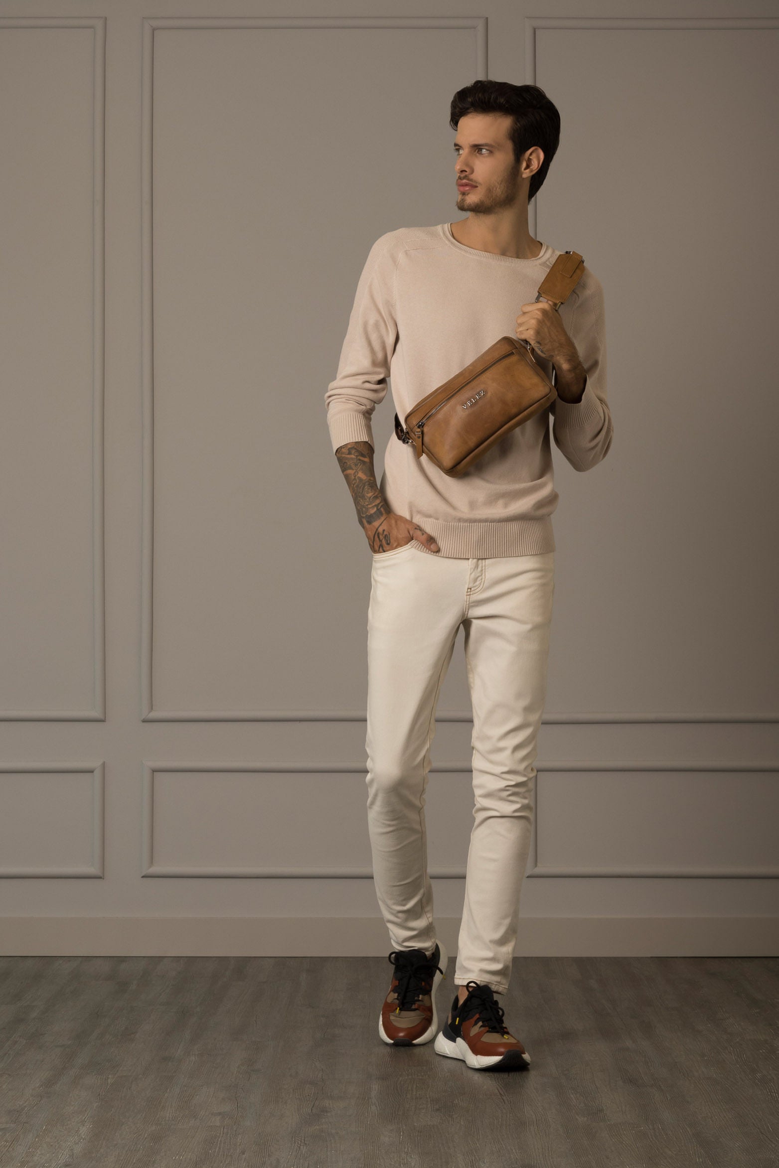 Men’s Cassatt Belt Handbags in Honey Leather with Front Pocket