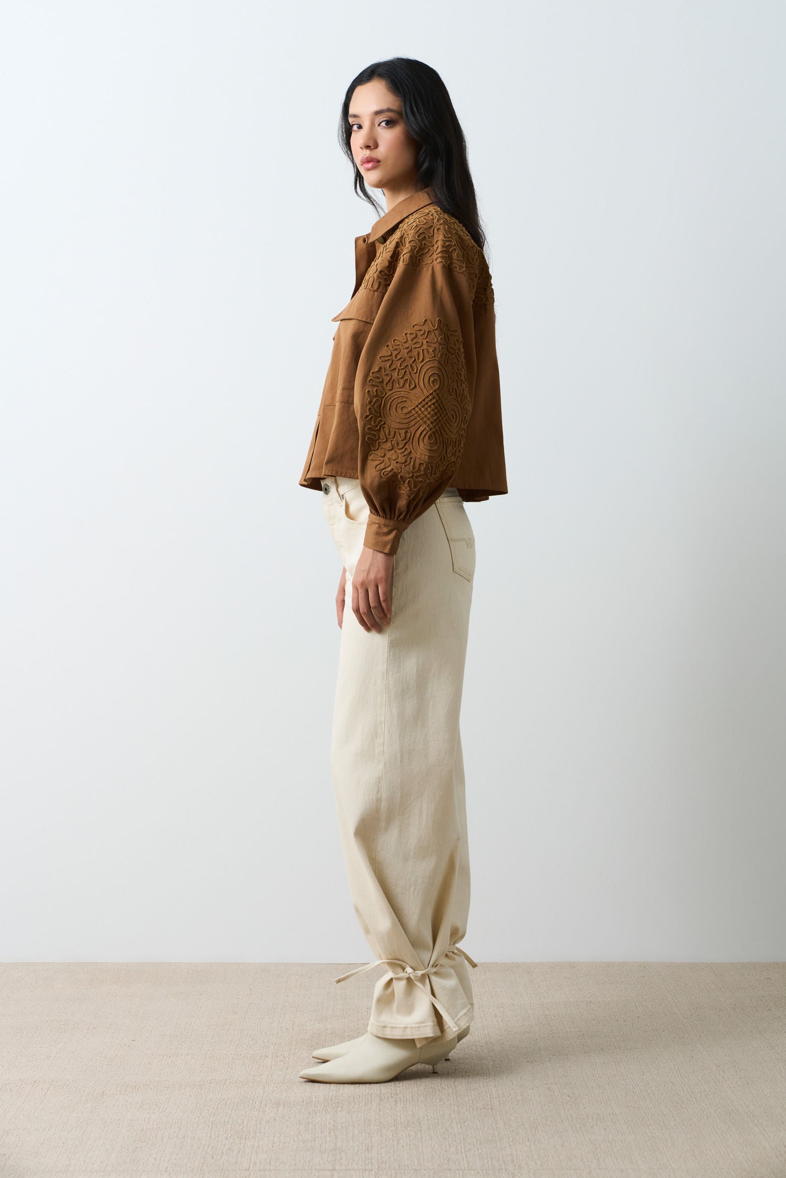 Aguamarina fabric jacket for women with suede embroidery