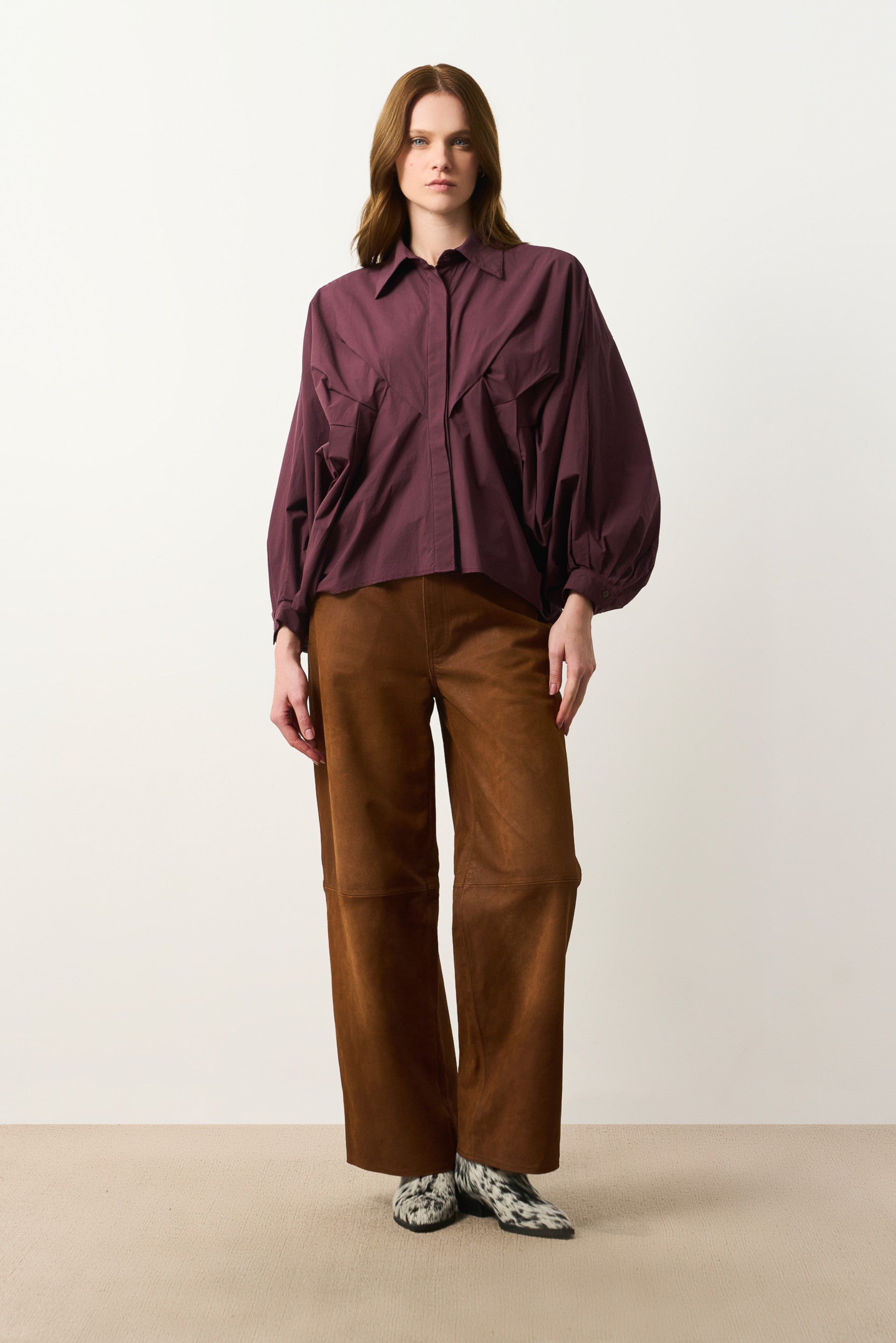Balloon-style shirt for women Bila