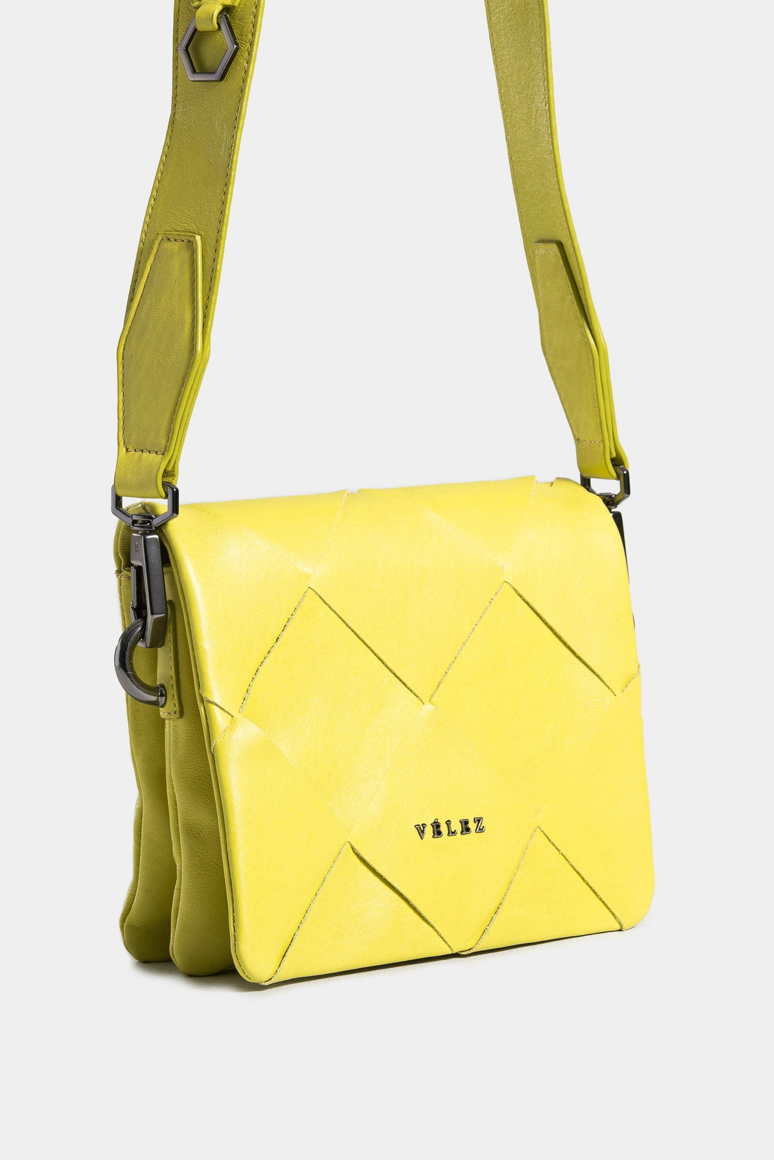 Alpin Leather Hands-Free Bag for Women with Woven Flap