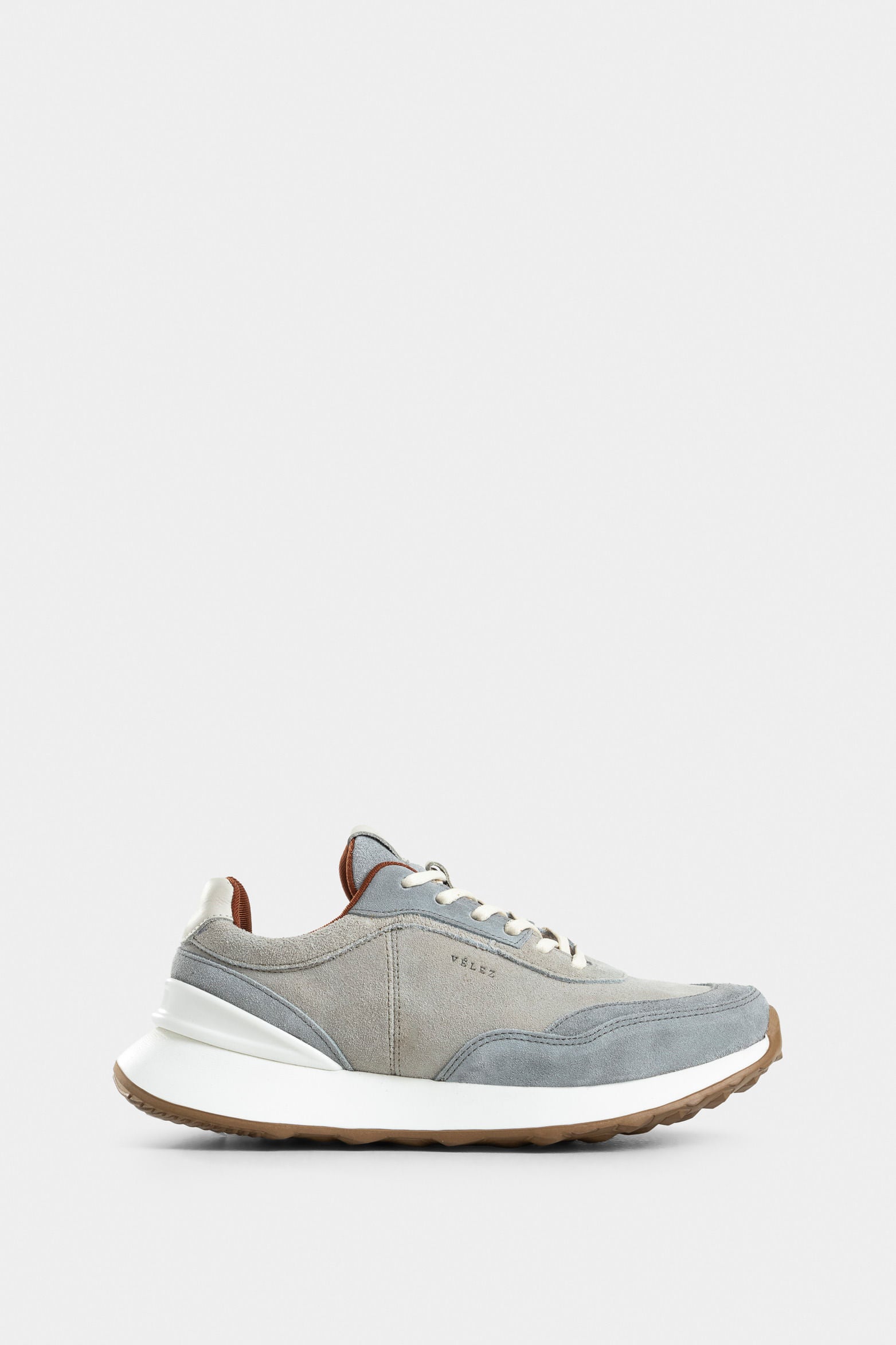 Hazelnut Suede Leather Tennis Shoes for Men, Color Contrast