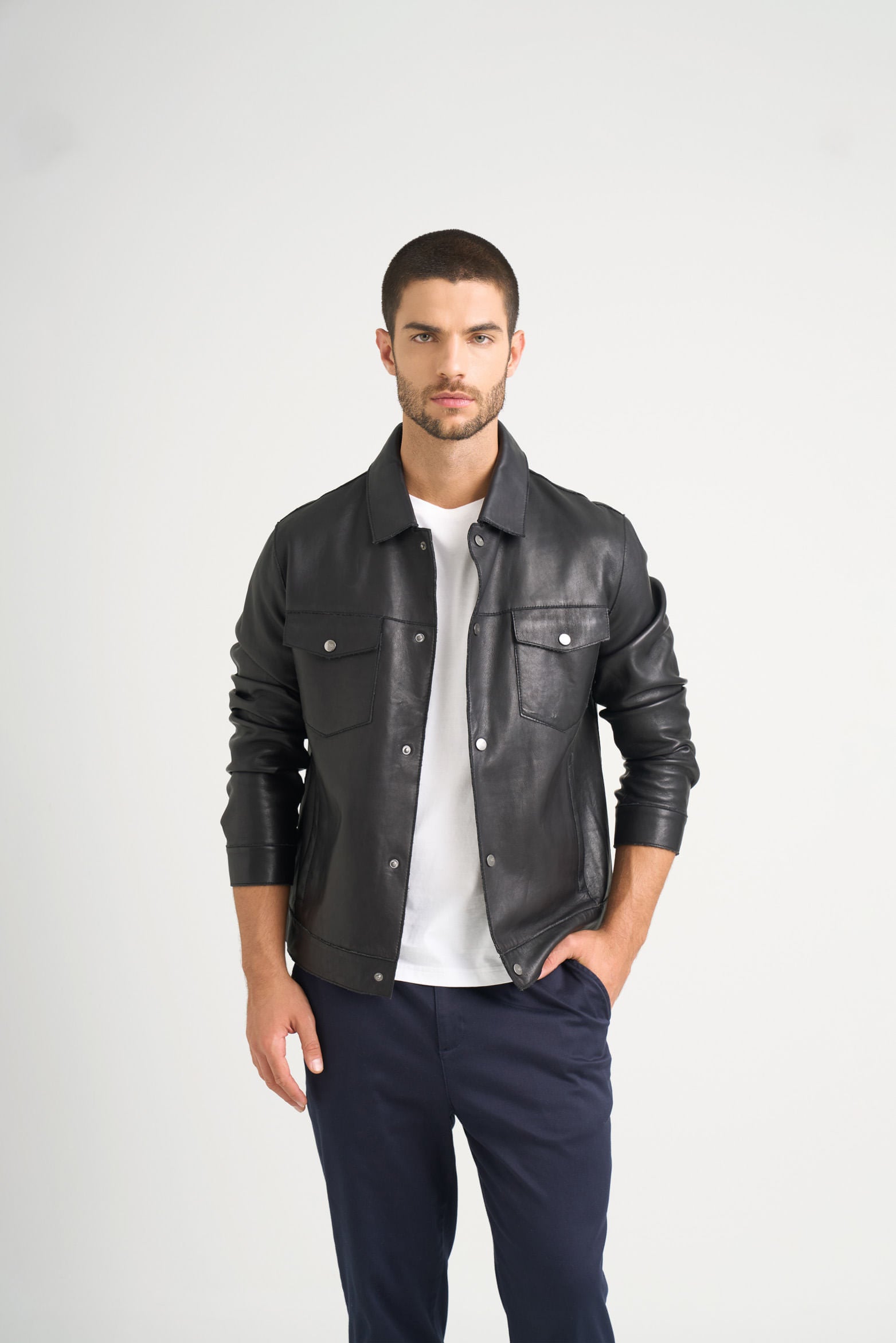 Lucca leather jacket for men trucker silhouette
