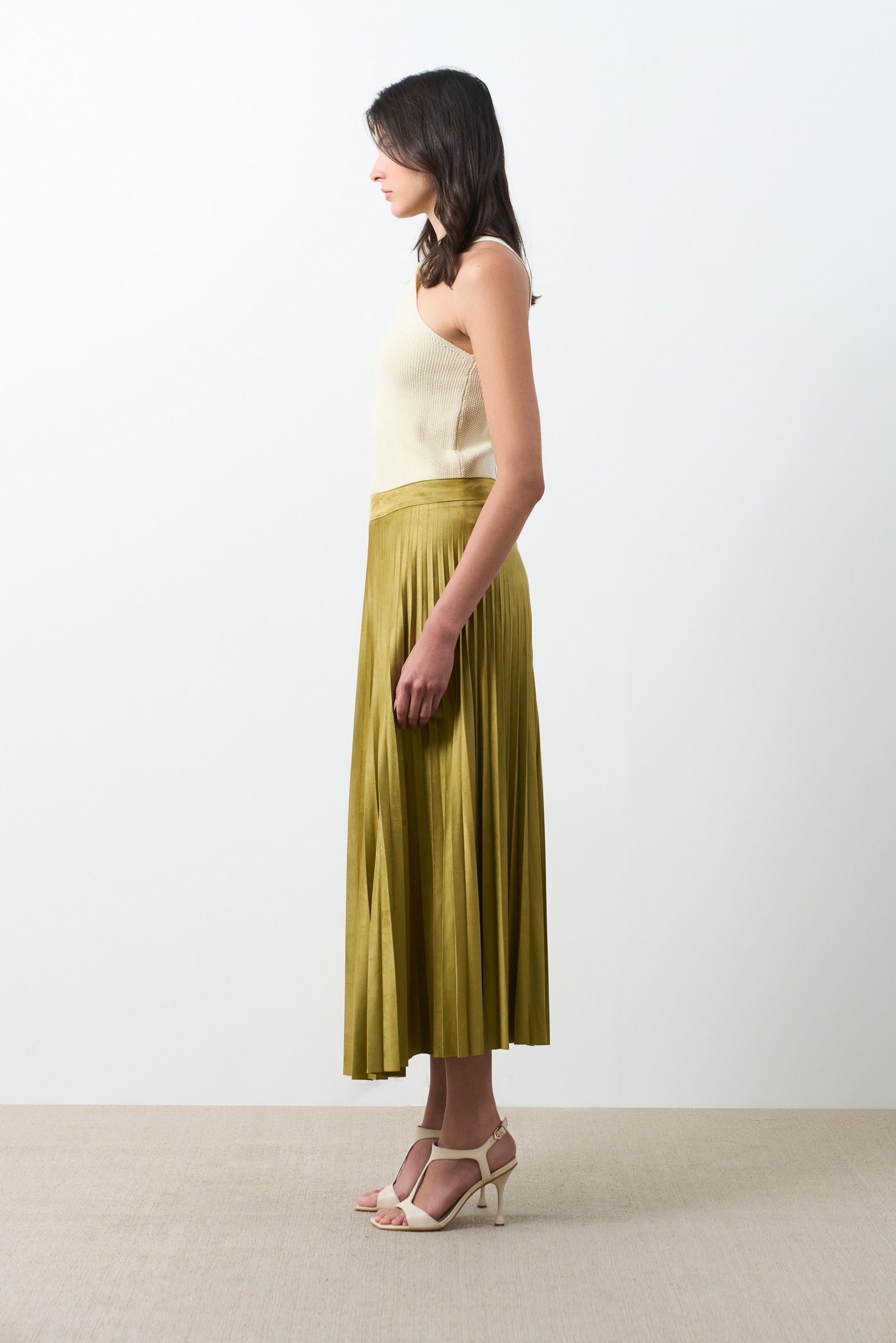 Alma pleated skirt for women in knit fabric