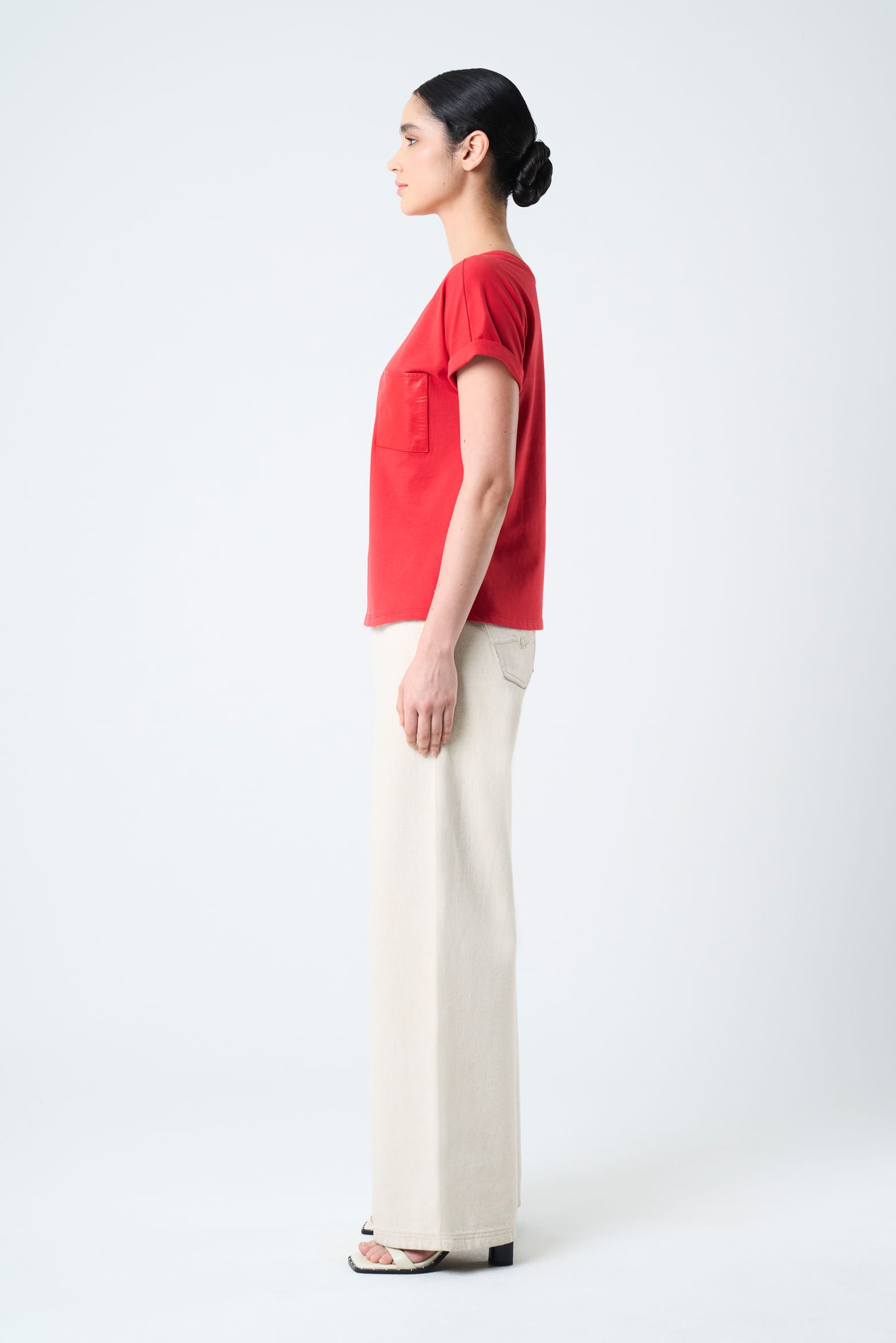 Women's Short Sleeve T-Shirt with Leather Pocket