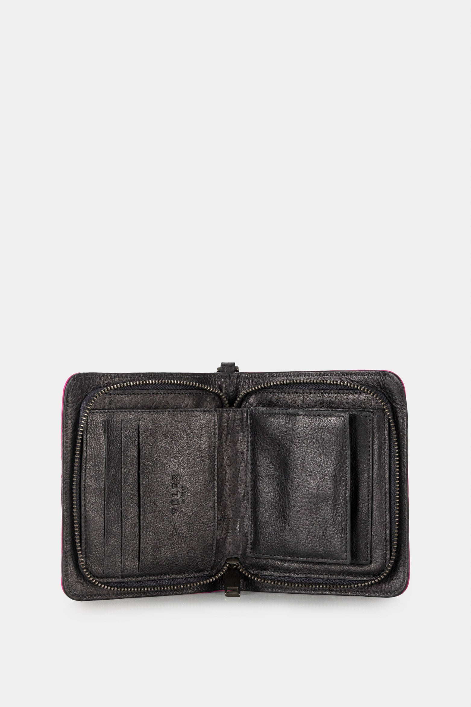 Women’s Kubor Leather Wallet with Wrist Strap