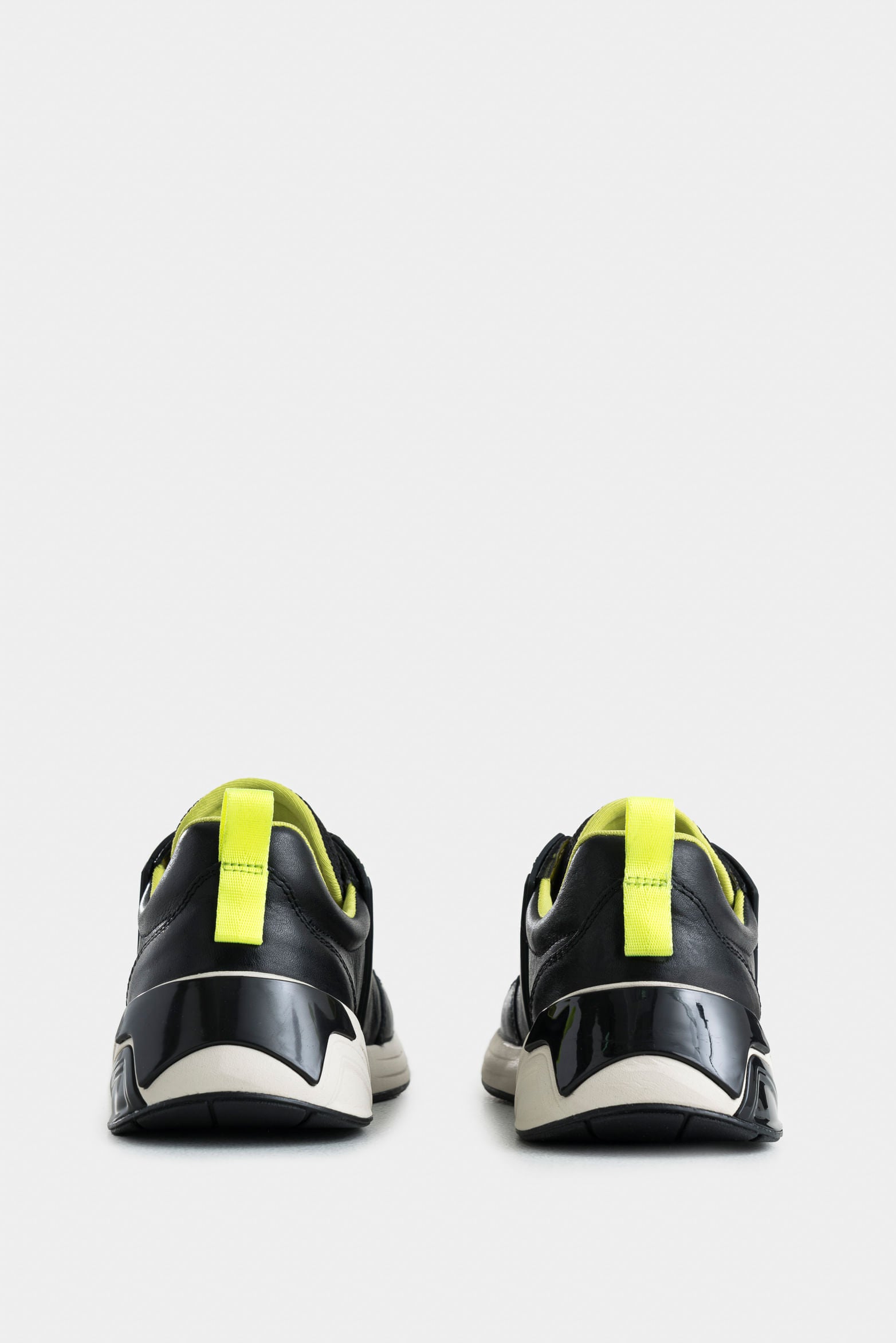 Mentha Leather and Textile Sneakers for Women with Contrast Colors