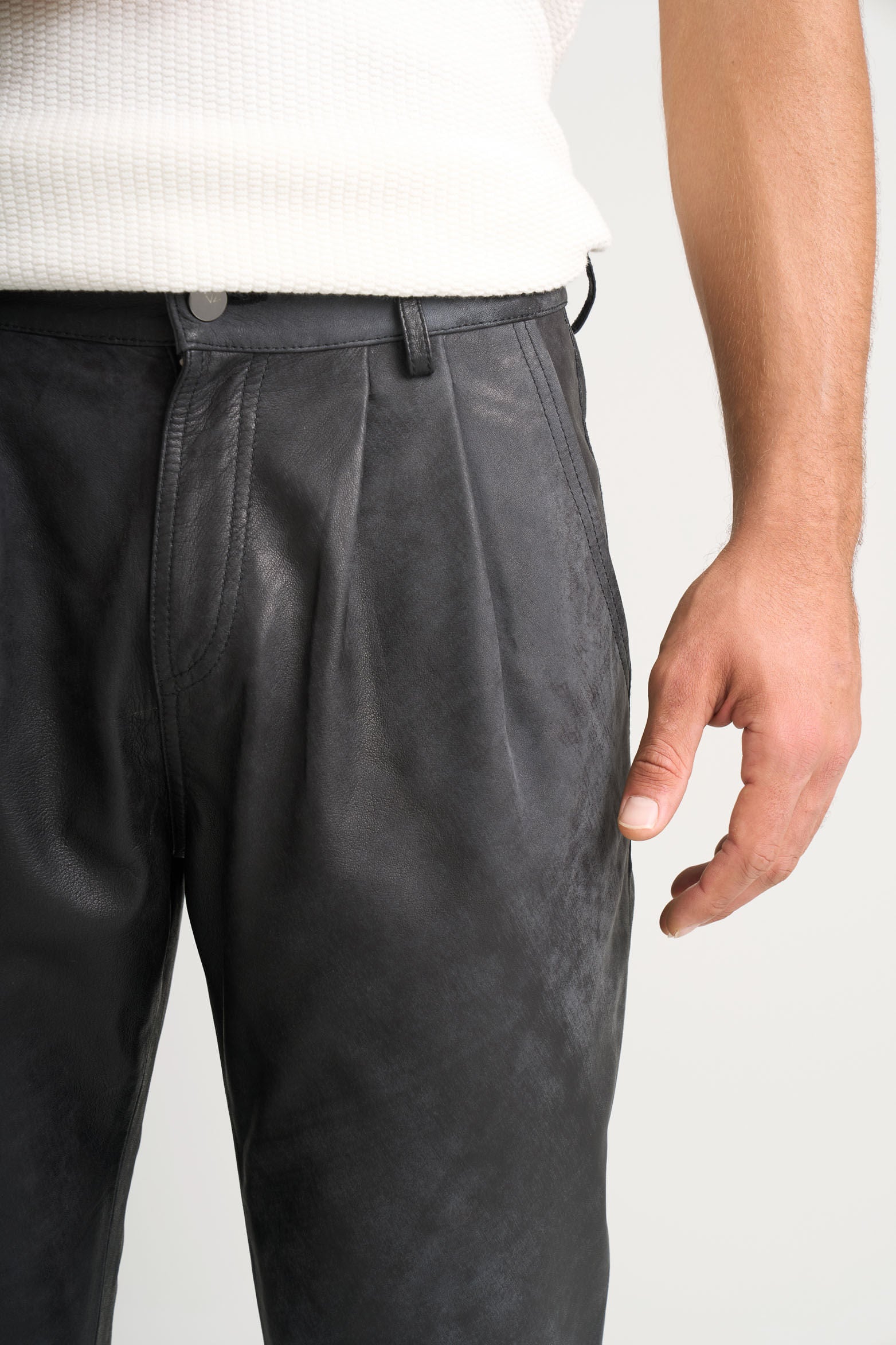 Draco 2.0 Suede Leather Men's Semi-Loose Pants