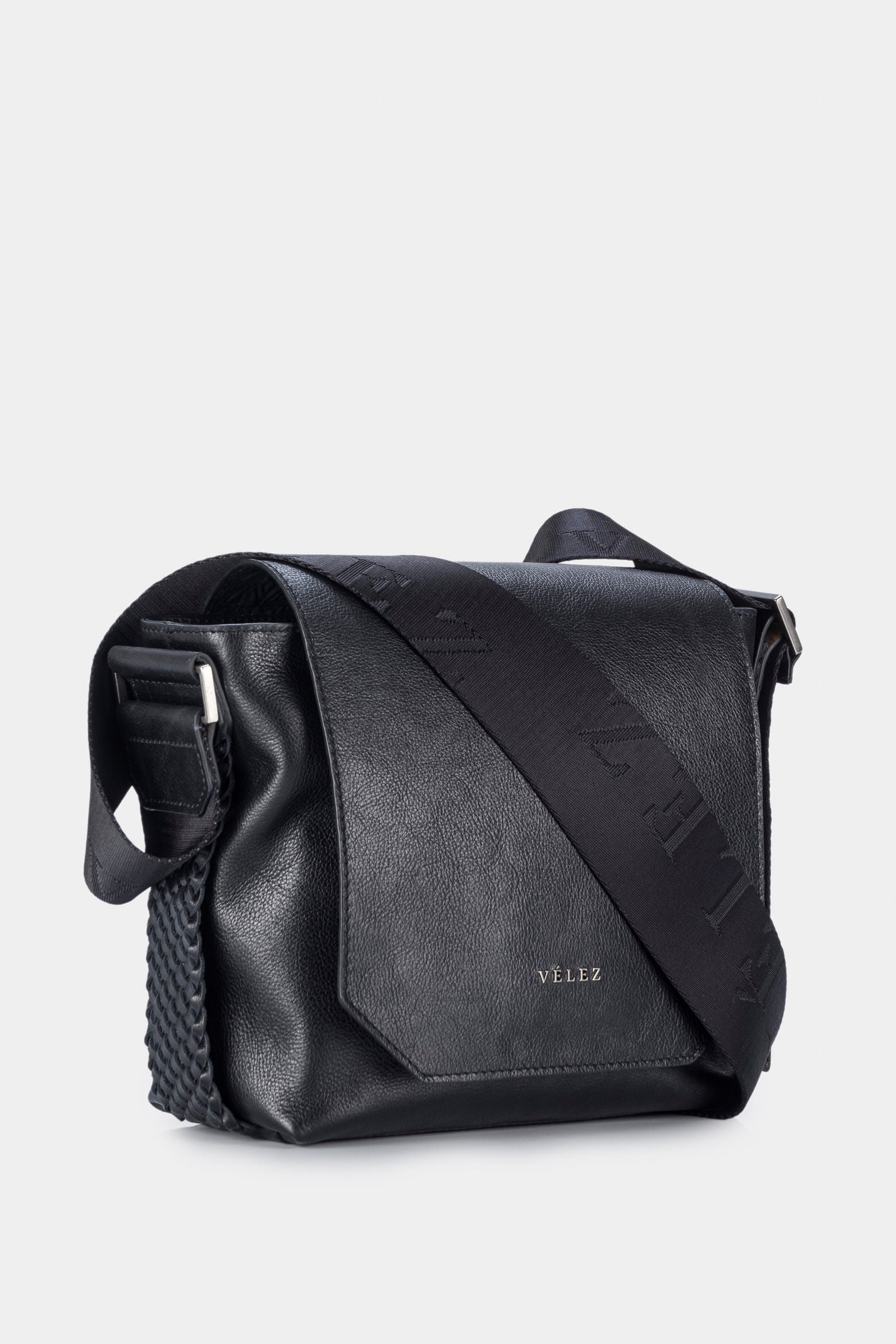 Women’s Jupiter Shoulder Handbags in Leather with Woven Detail