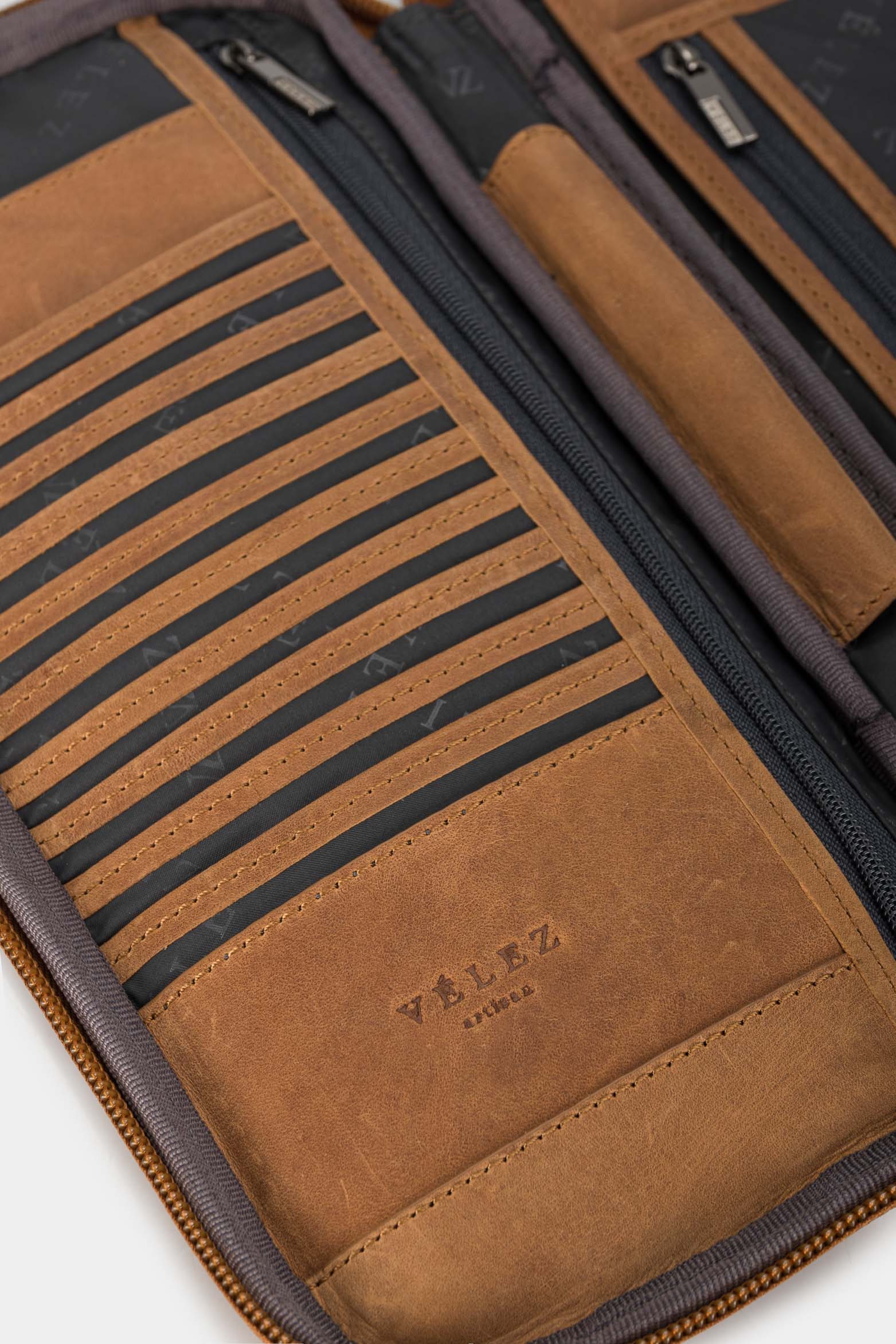 Leather Passport Holder for Men Ibis – Velez Artisan