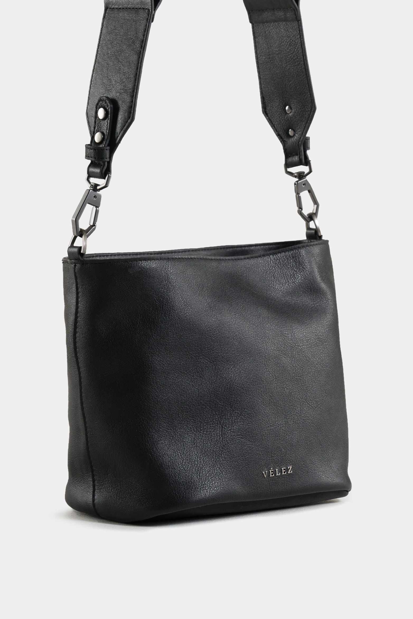 Women’s Antares Shoulder Handbags in Leather with Removable Strap