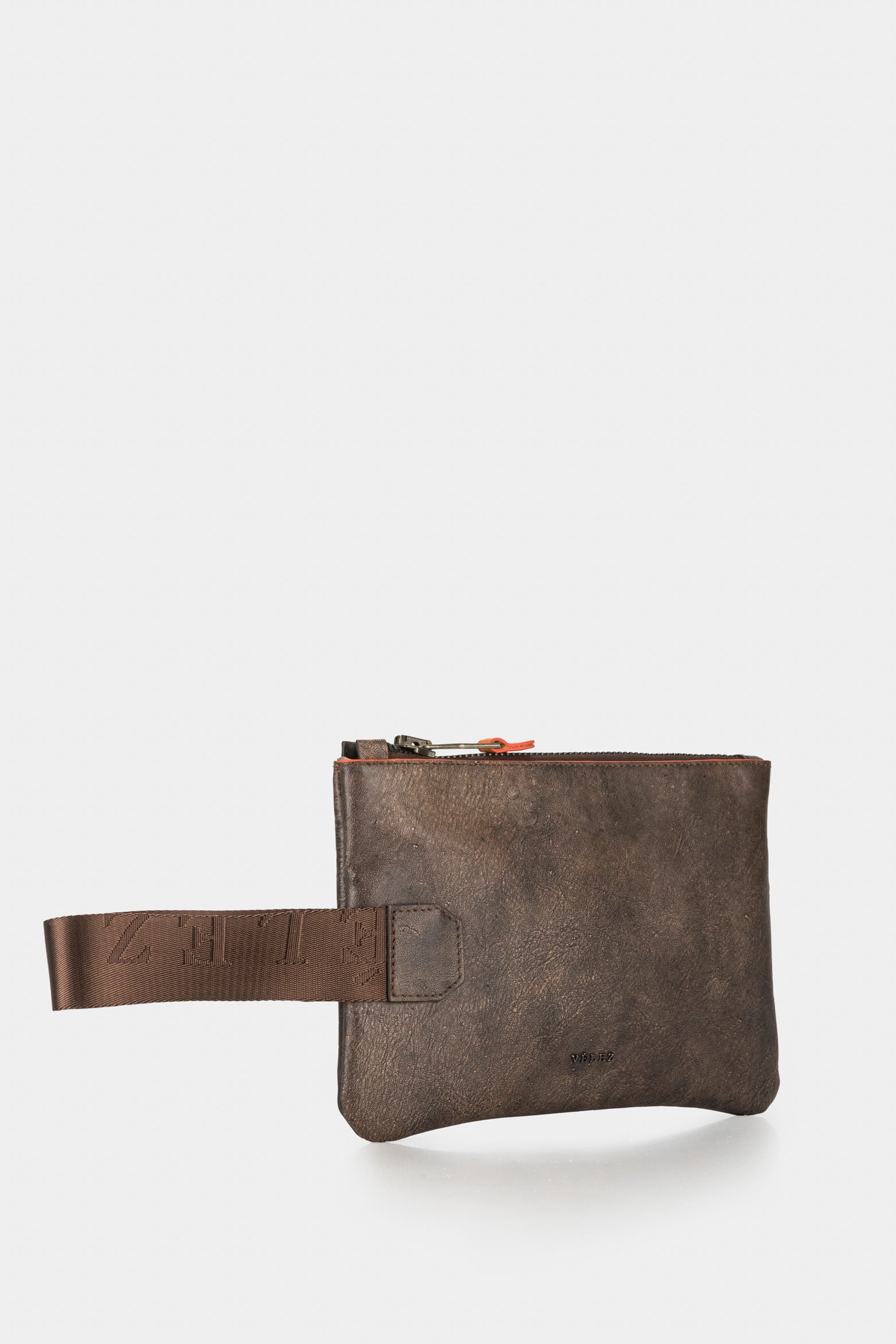 Women’s Formentera Cosmetic Pouch in Leather with Seatbelt-Style Hand Strap