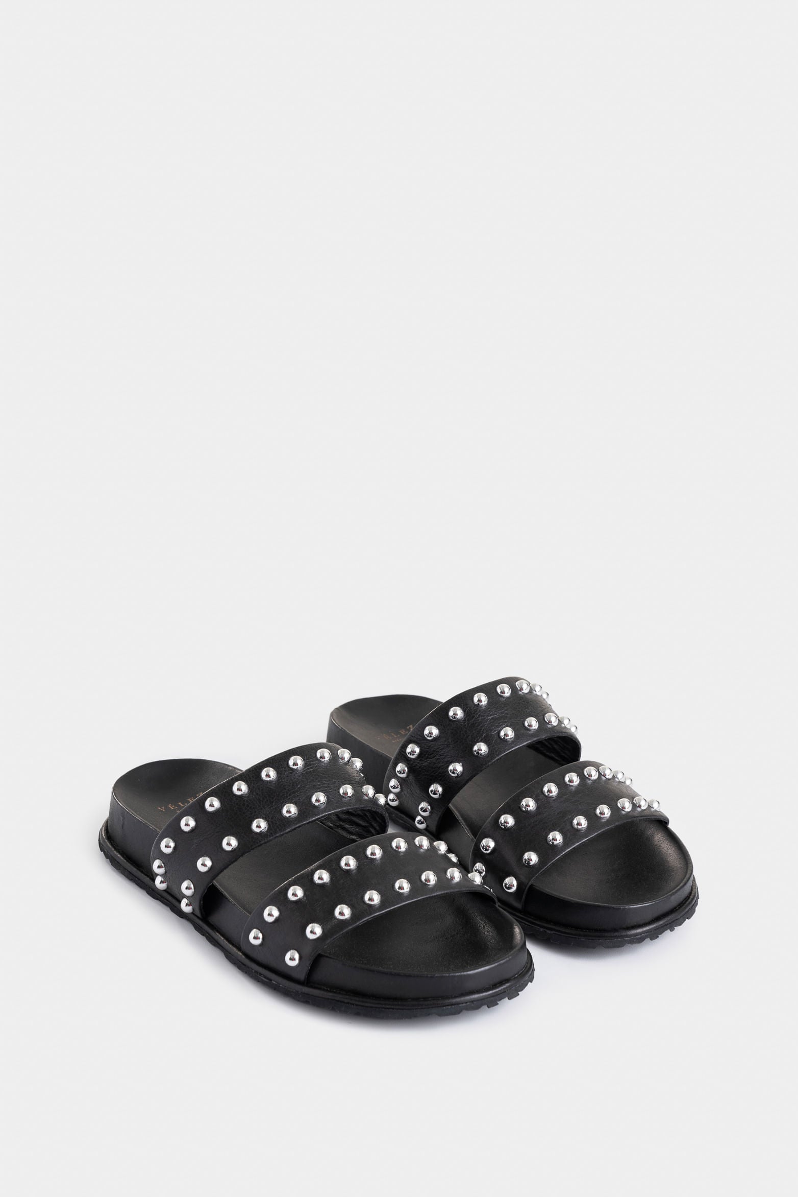 Lisboa Flat Leather Sandals for Women with Studs
