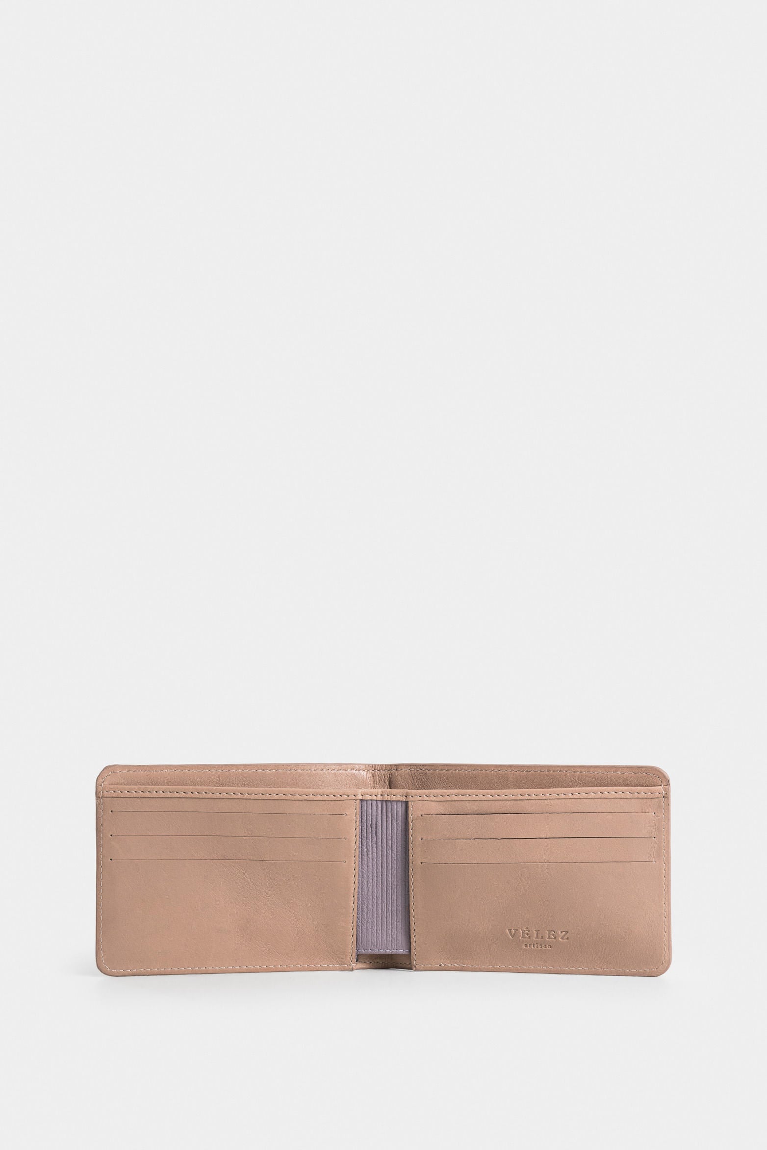 Loira Classic Silhouette Leather Wallet for Men